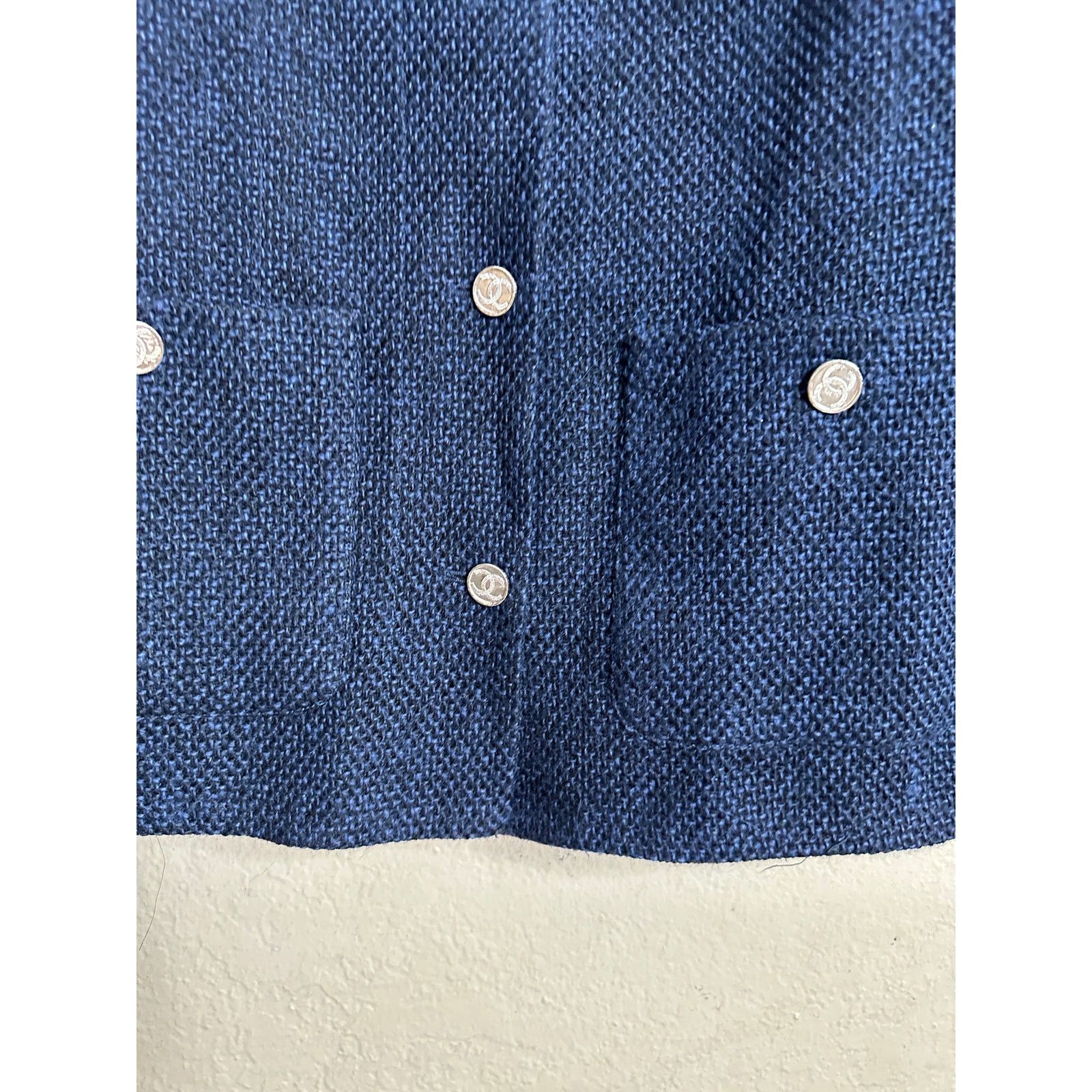 Chanel Chanel Tweed Blazer Navy Silver Buttons Womans 40 Size S / US 4 / IT 40 - 9 Thumbnail