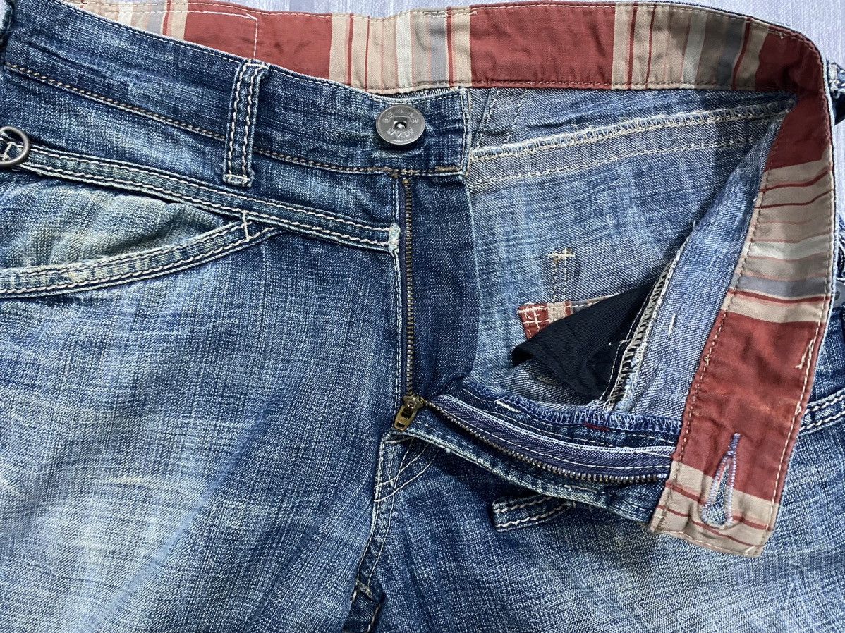 Marithe + Francois Girbaud Vintage MFG Lace Up Distressed Jeans Size US 31 - 12 Thumbnail