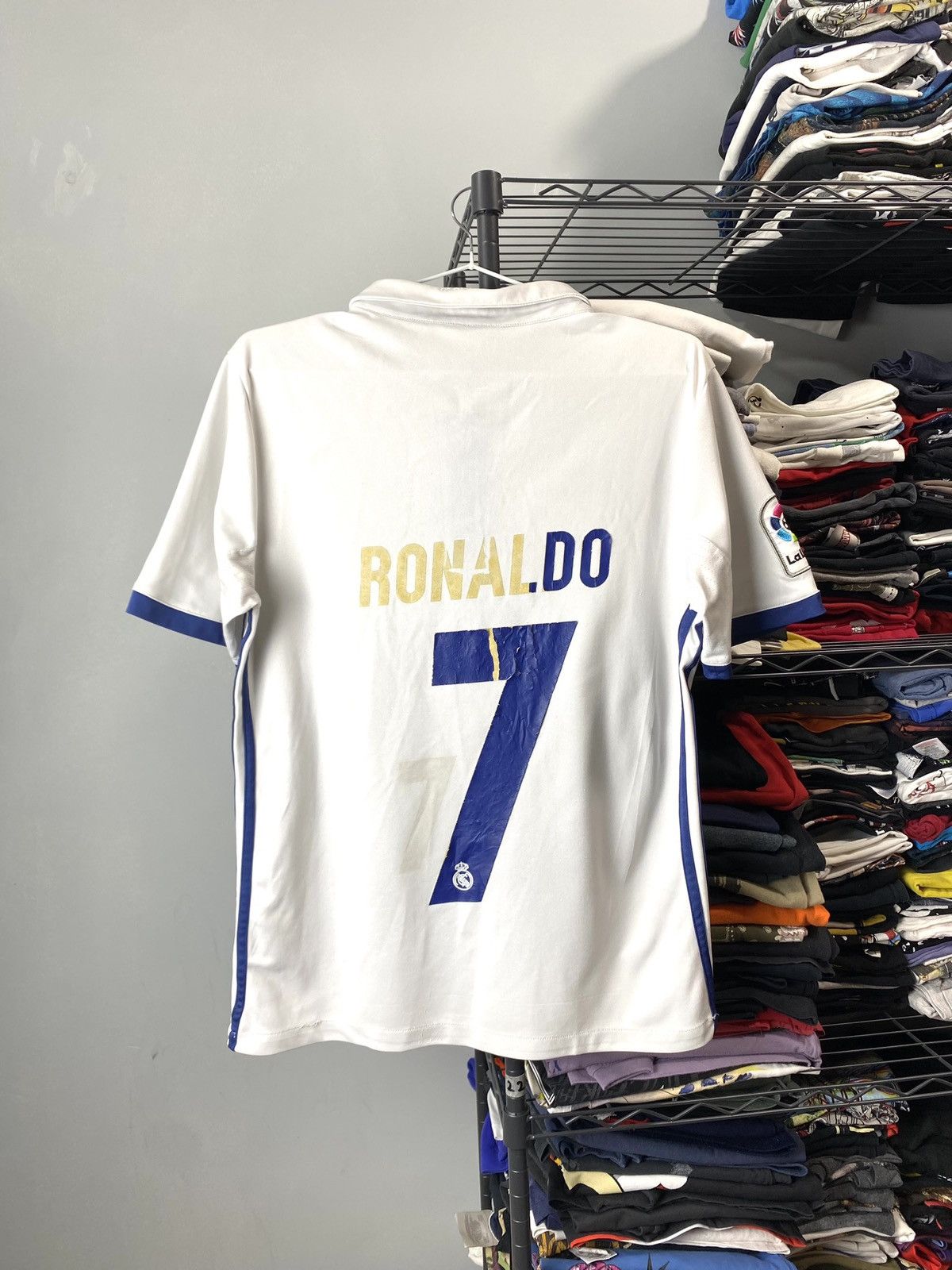 Adidas Vintage Adidas Real Madrid Ronaldo Soccer Jersey T Shirt Size US M / EU 48-50 / 2 - 2 Thumbnail