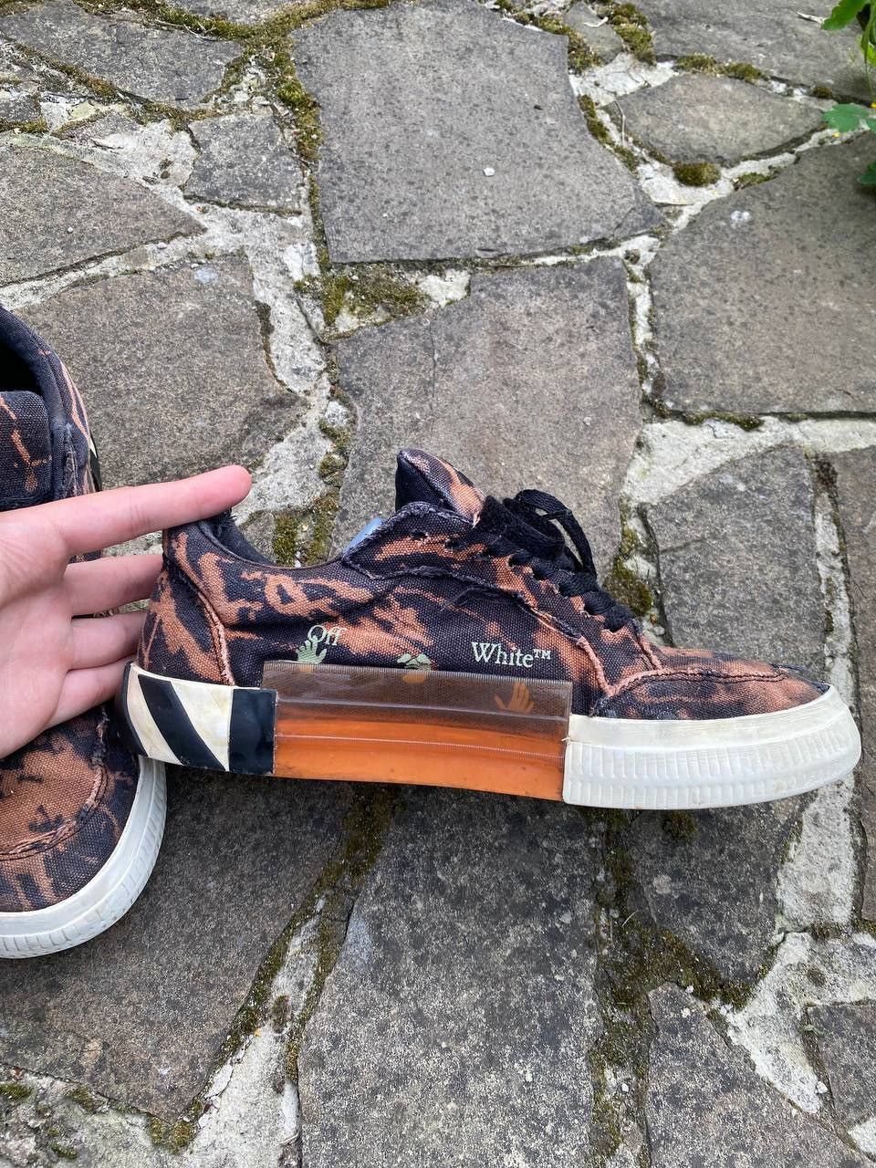Off-White Off White Vulcanized Custom Distressed Sneaker Size US 8 / EU 41 - 6 Thumbnail
