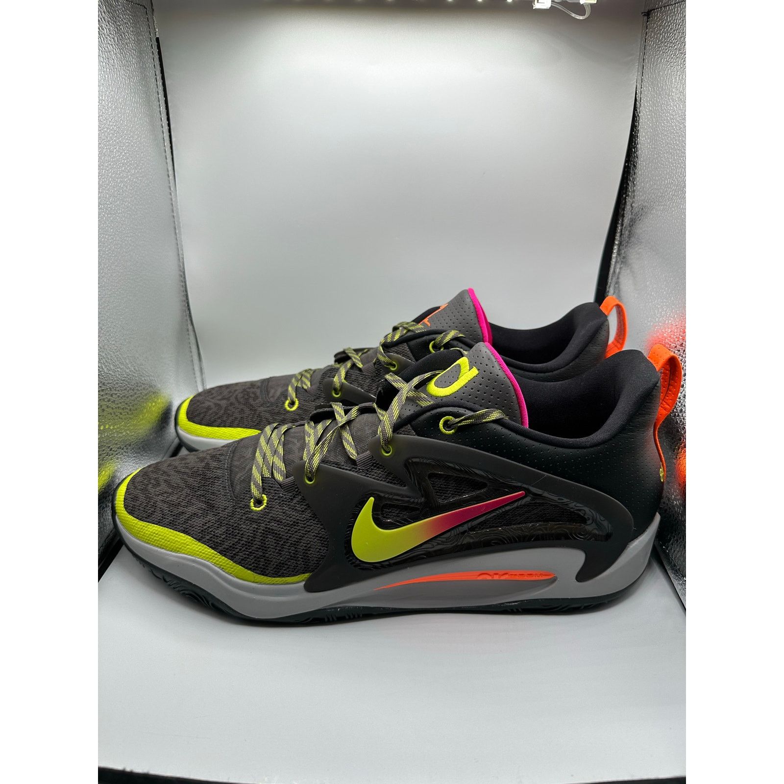 Nike Nike KD 15 X Boi-1da “Producer Pack-86 BPM” Size 18 mens Size US 15 / EU 48 - 1 Thumbnail