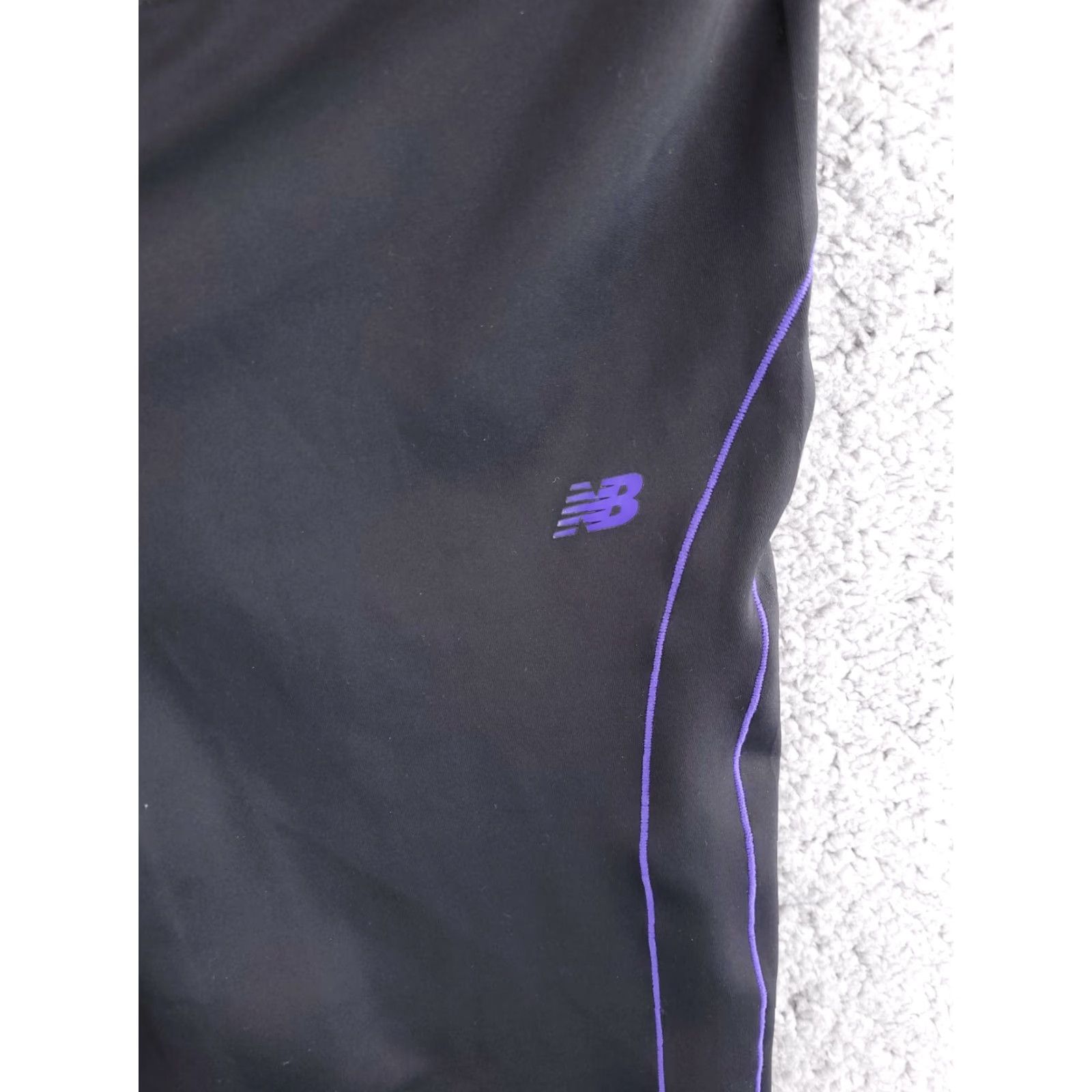 New Balance VINTAGE New Balance Compression Women's Large Black Running Knee Length Leggings Size 36" / US 14 / IT 50 - 2 Thumbnail