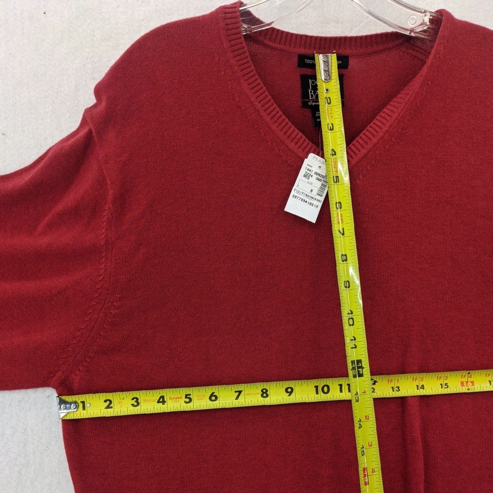 Jos. A. Bank Jos A Bank Signature Collection Sweater Mens Medium Red V-Neck 100% Cotton NWT Size US M / EU 48-50 / 2 - 3 Thumbnail