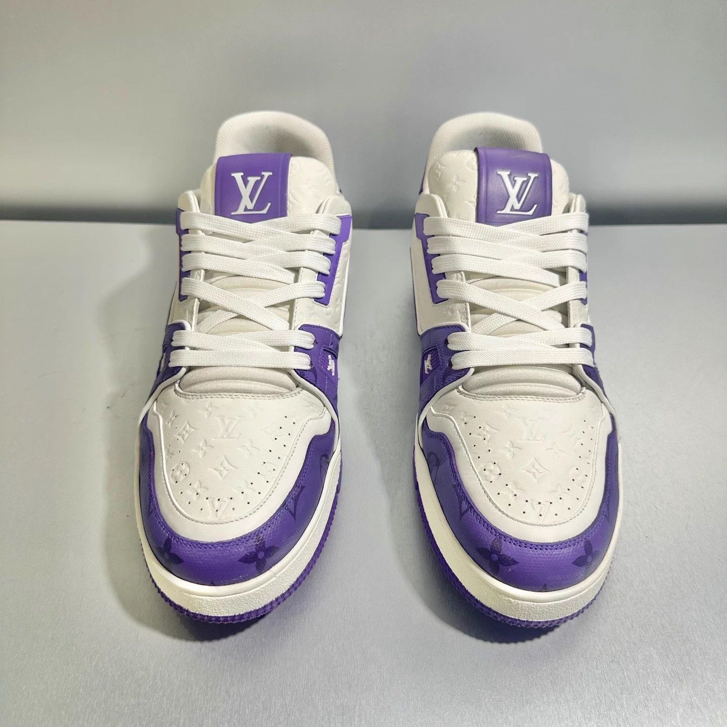 Louis Vuitton Louis Vuitton Trainer White Purple 9/43 Velcro Mint Size US 9 / EU 42 - 2 Thumbnail