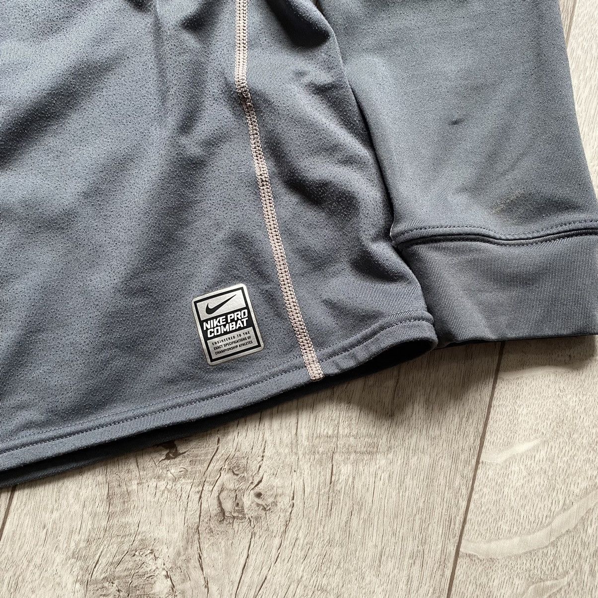 Nike × Vintage NIKE PRO COMBAT Y2K DRILL SPORT DRI FIT LONG SLEEVE TERMAL Size US XL / EU 56 / 4 - 4 Thumbnail