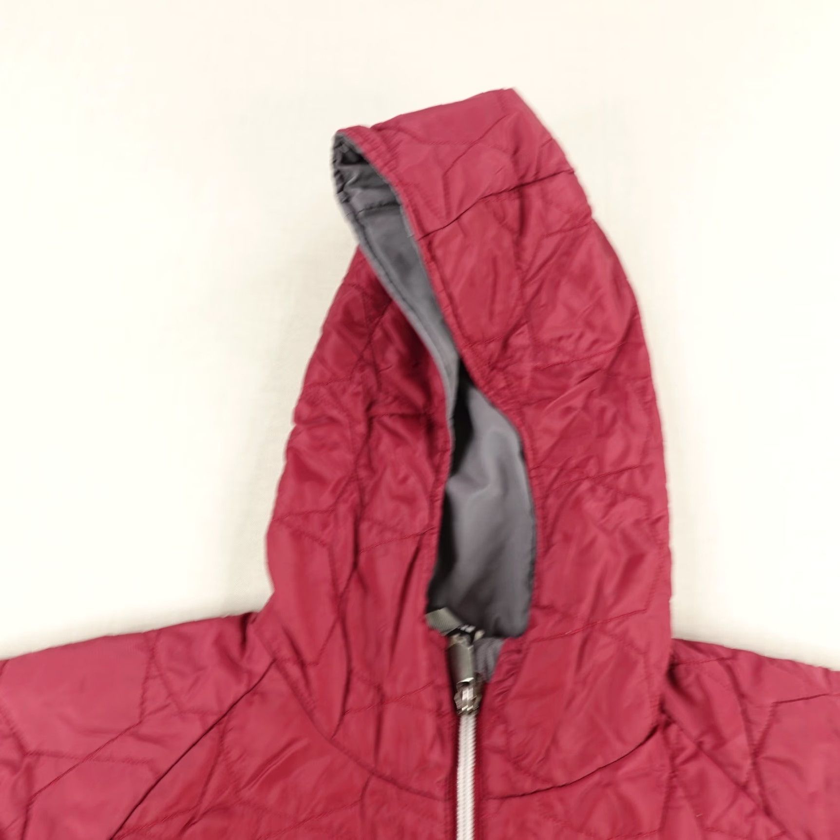 The North Face The North Face Jacket Womens Medium Red Quilted Puffer Coat Full Zip Up Size M / US 6-8 / IT 42-44 - 2 Thumbnail
