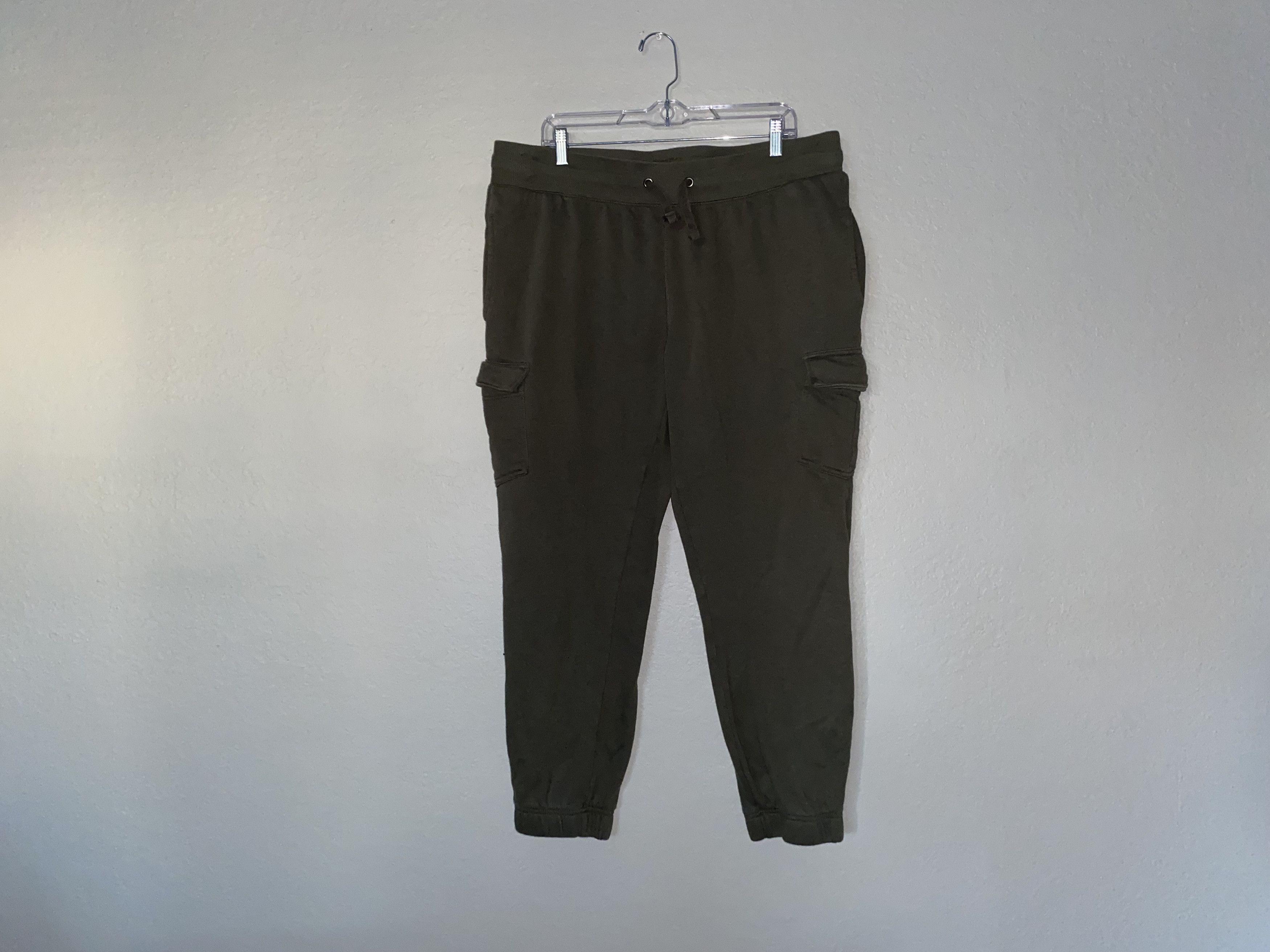 Target Basics GoodFellow & Co Good fellow Company Large Sweatpants jogger Size US 34 / EU 50 - 1 Thumbnail