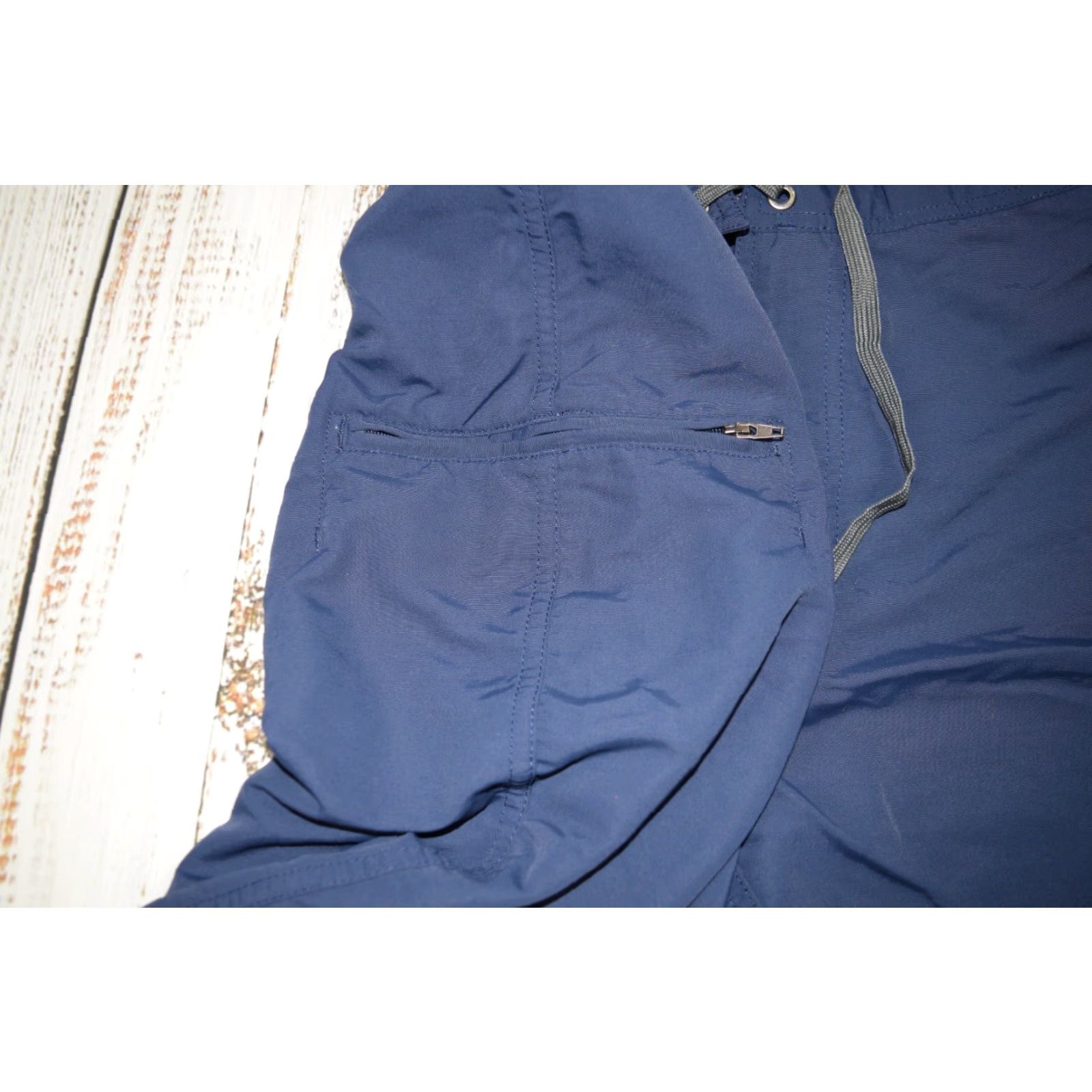 Patagonia VINTAGE Patagonia Mens Swim Shorts Trunks WaveFarer Zip Pocket Navy Blue 30 Size US 30 / EU 46 - 4 Thumbnail