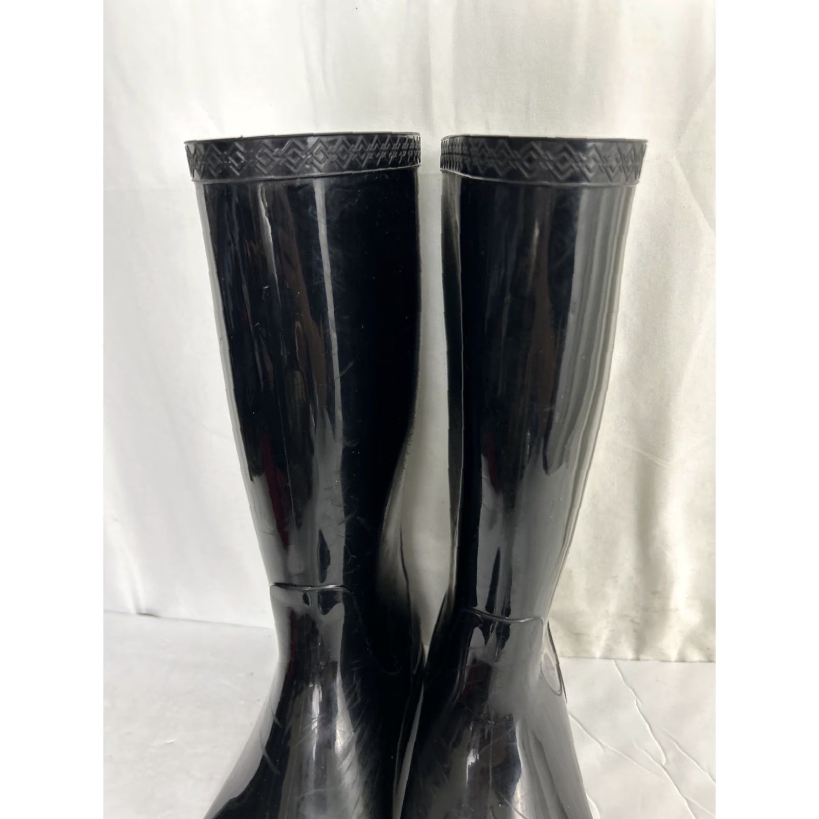 Ugg UGG Women Rain Boots Shaye Black Glossy Finish Waterproof 10 Size Rubber Size US 10 / IT 40 - 7 Thumbnail