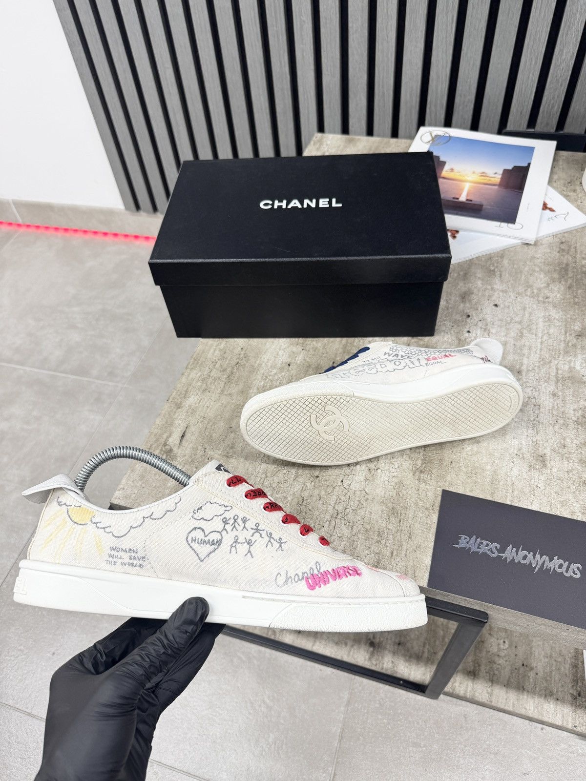 Chanel Chanel x Pharrell Williams G34877 Trainer In White RRP £2500 Size US 8.5 / EU 41-42 - 2 Thumbnail