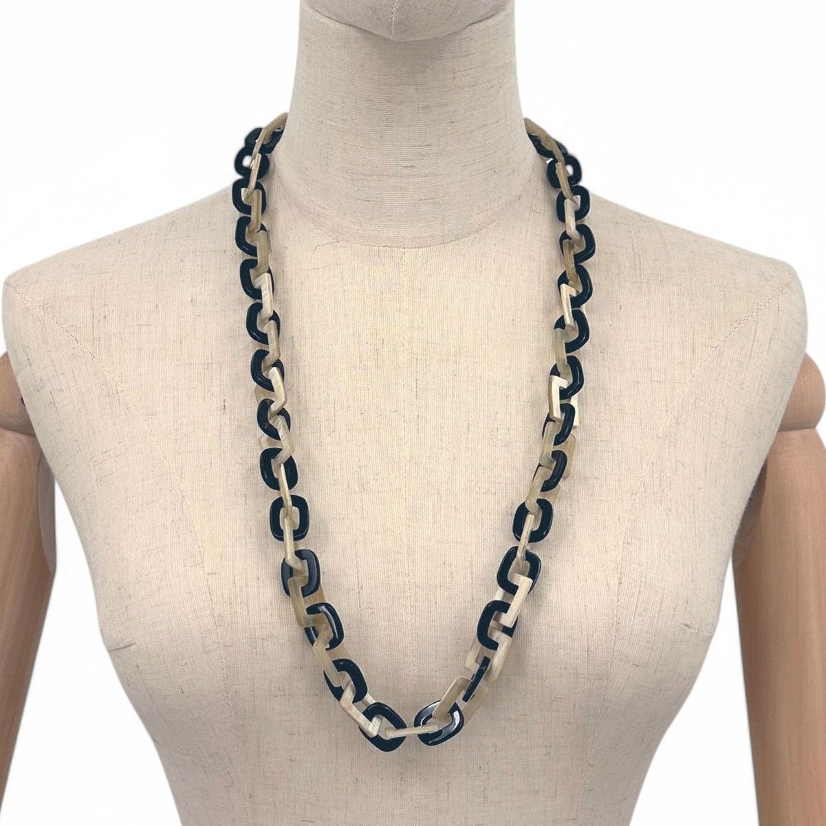 J.Crew J Crew Acrylic Link Long Necklace Black and Beige Statement Size ONE SIZE - 1 Thumbnail