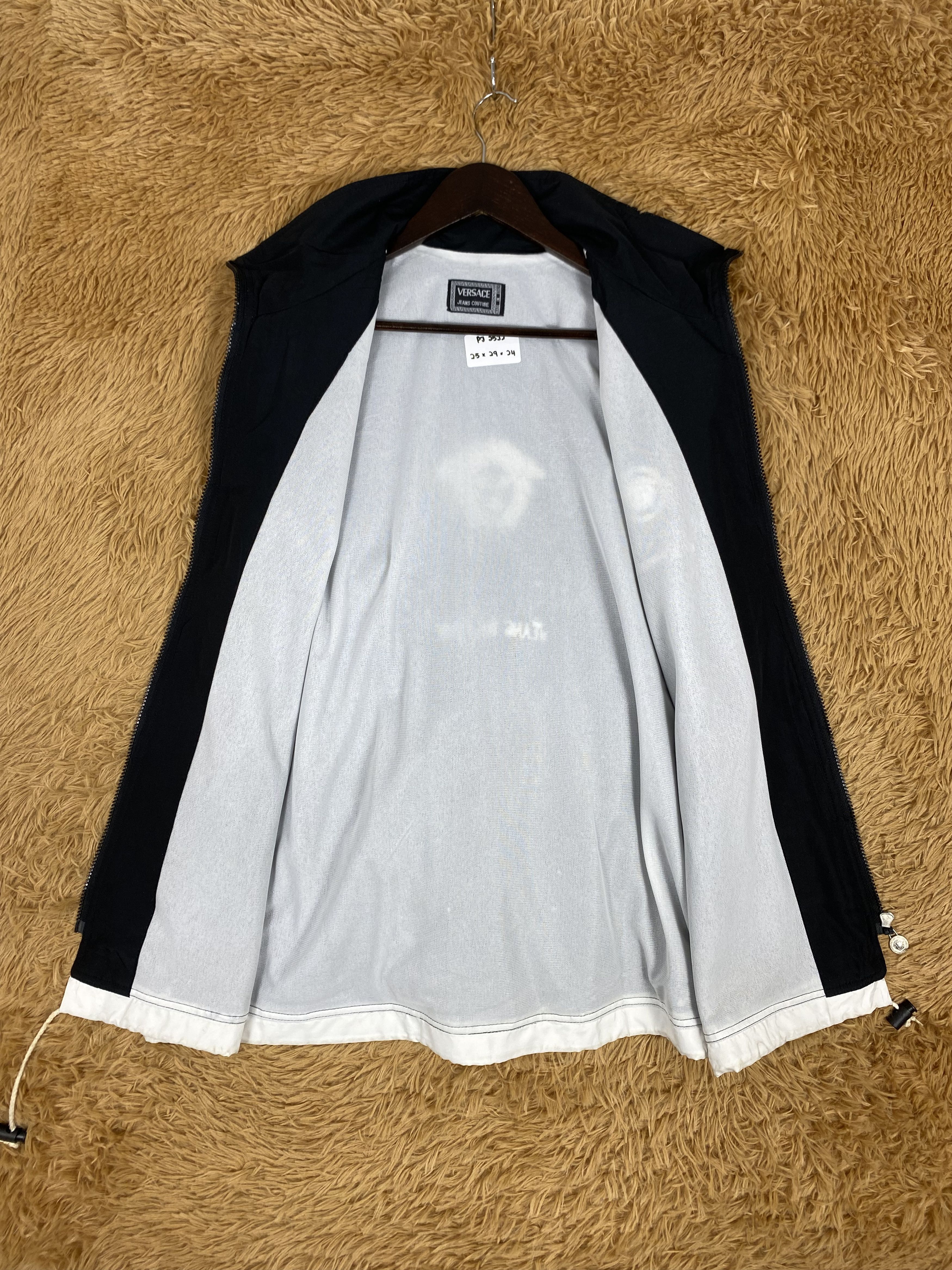 Versace Jeans Couture Vintage Versace Jeans Couture Tape on Sleeve Jacket PJ2522 Size US M / EU 48-50 / 2 - 10 Thumbnail