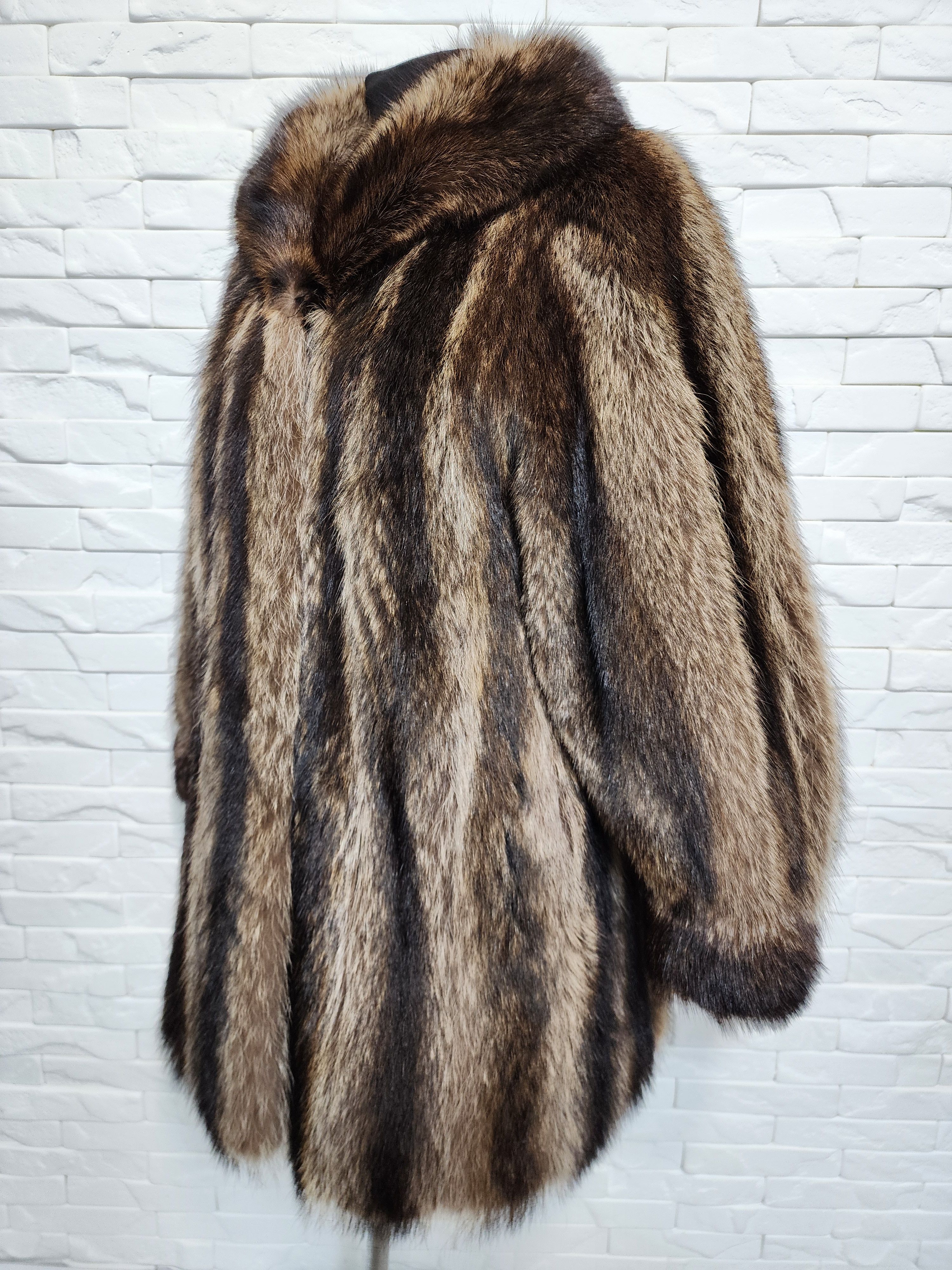 Furla Raccoon Fur Coat - Warm Gray Genuine Fur Size XL / US 12-14 / IT 48-50 - 2 Thumbnail