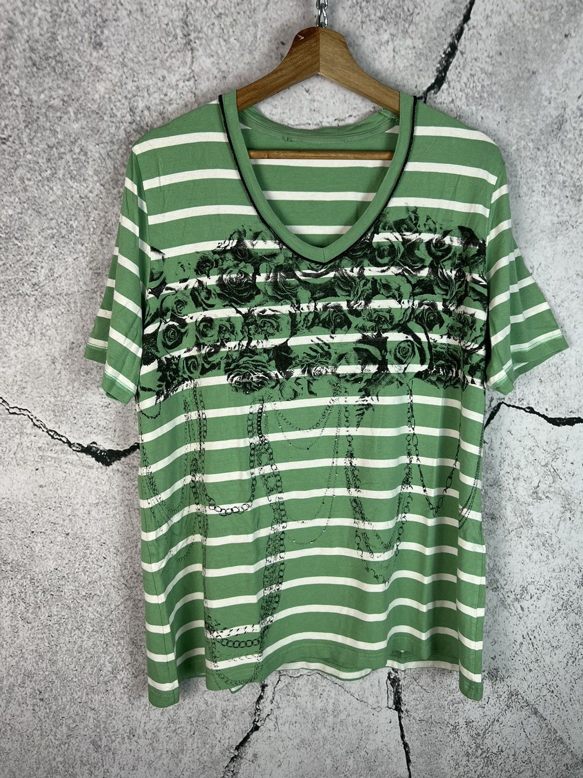 Affliction Rare striped Chains Cross Tee Y2K Affliction Style Size US L / EU 52-54 / 3 - 1 Thumbnail