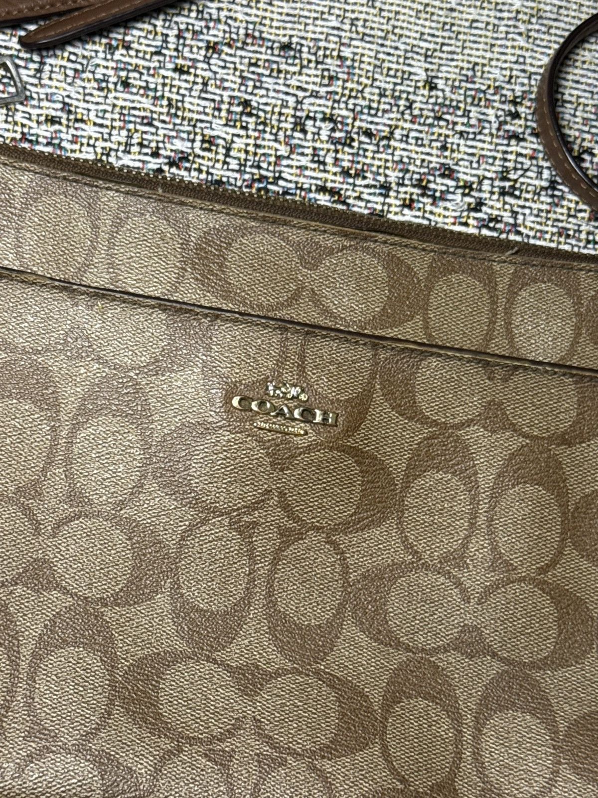 Coach Coach Tan signature pattern crossbody bag Size ONE SIZE - 2 Thumbnail