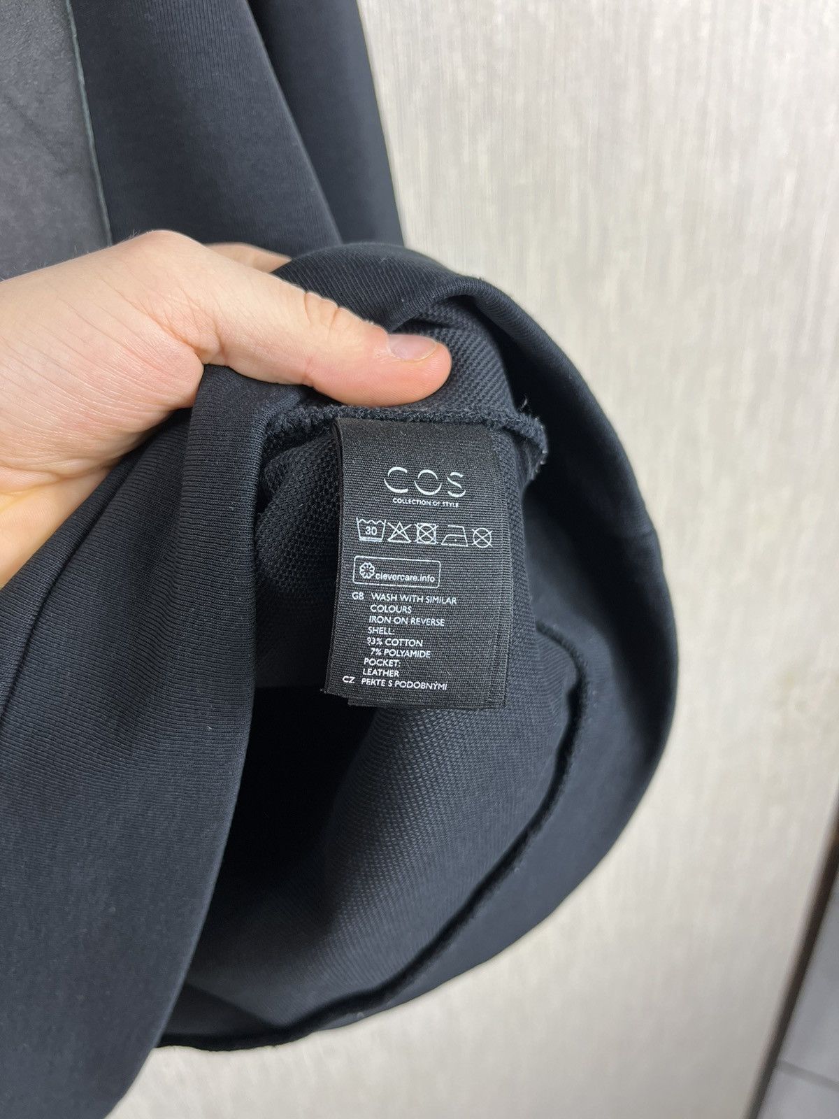 Cos × Designer COS leather patch pocket zip basic sweatshirt y2k crewneck Size US L / EU 52-54 / 3 - 16 Thumbnail