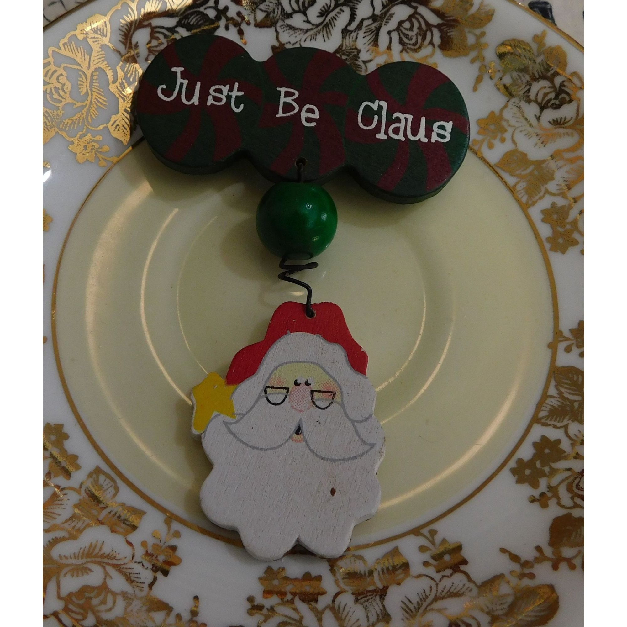 Other Just Be Clause Santa Christmas Painted Brooch Size ONE SIZE - 6 Thumbnail