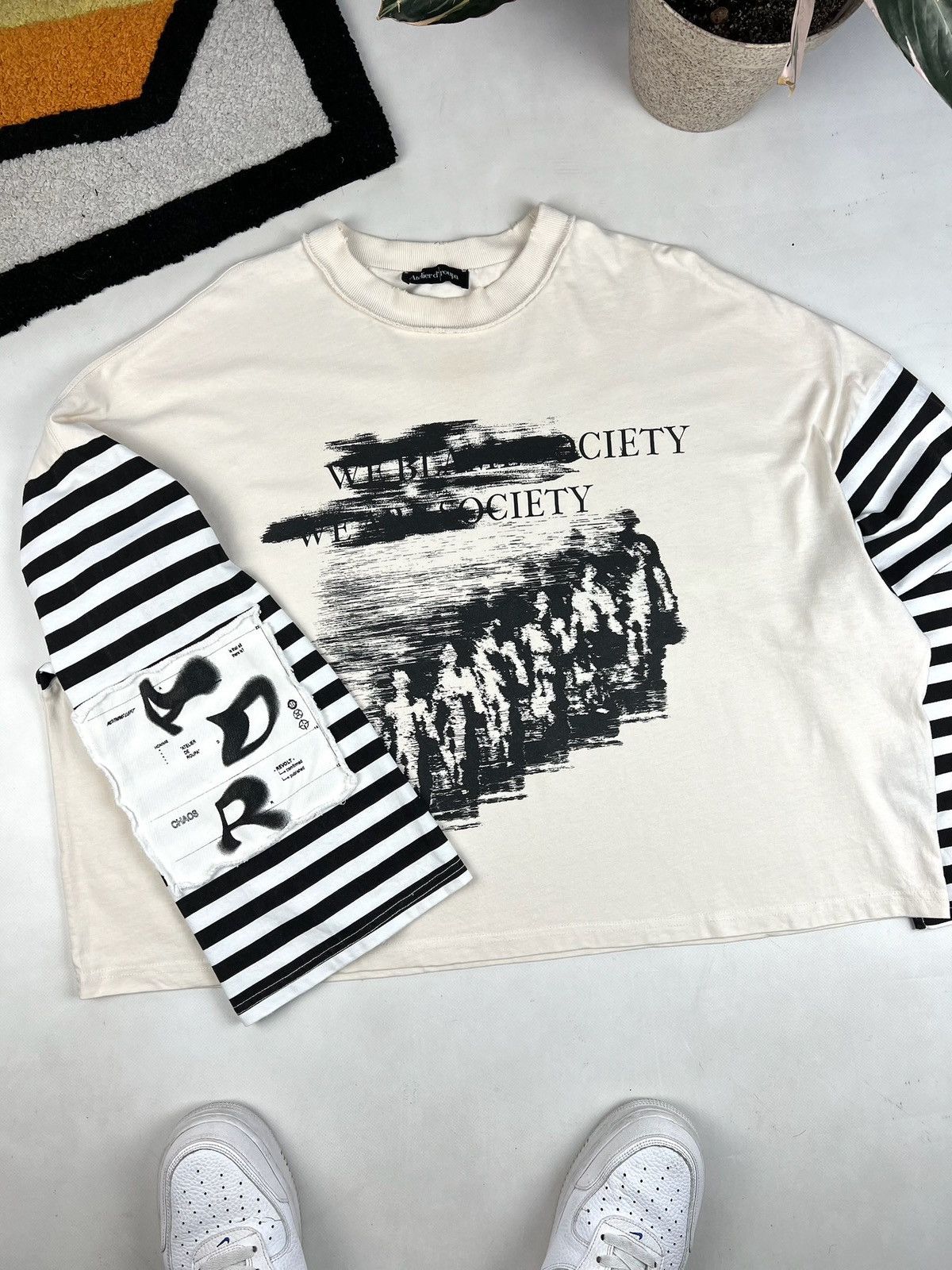 Vintage Atelier d’ Roupa (ADR) longsleeve chaos society Size US M / EU 48-50 / 2 - 4 Thumbnail