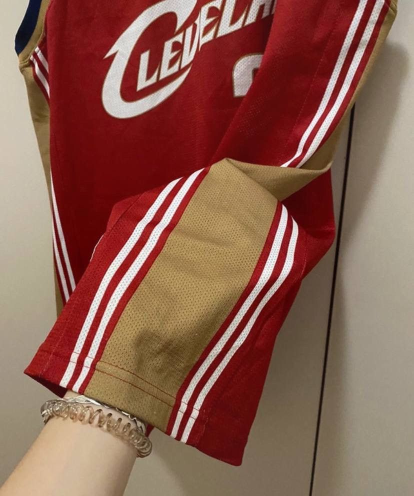 Champion × NBA × Vintage CLEVELAND CAVALIERS BASKETBALL SHIRT JERSEY VINTAGE JAMES Size US XL / EU 56 / 4 - 5 Thumbnail