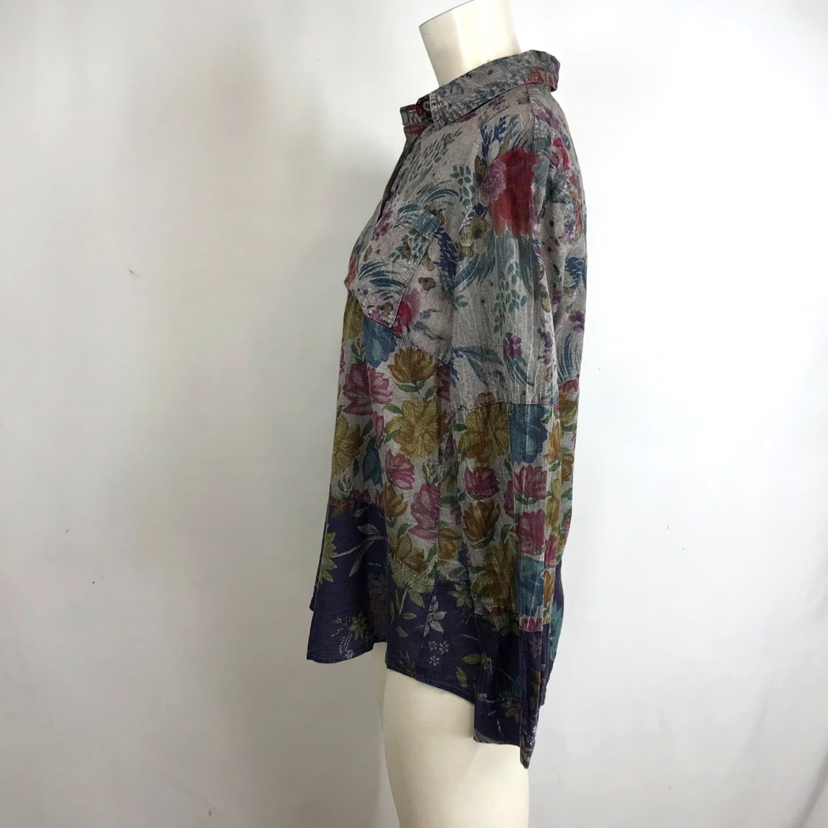 Vintage VINTAGE Goa Patchwork Floral Button Down Shirt Women's S Long Sleeve Size S / US 4 / IT 40 - 5 Thumbnail