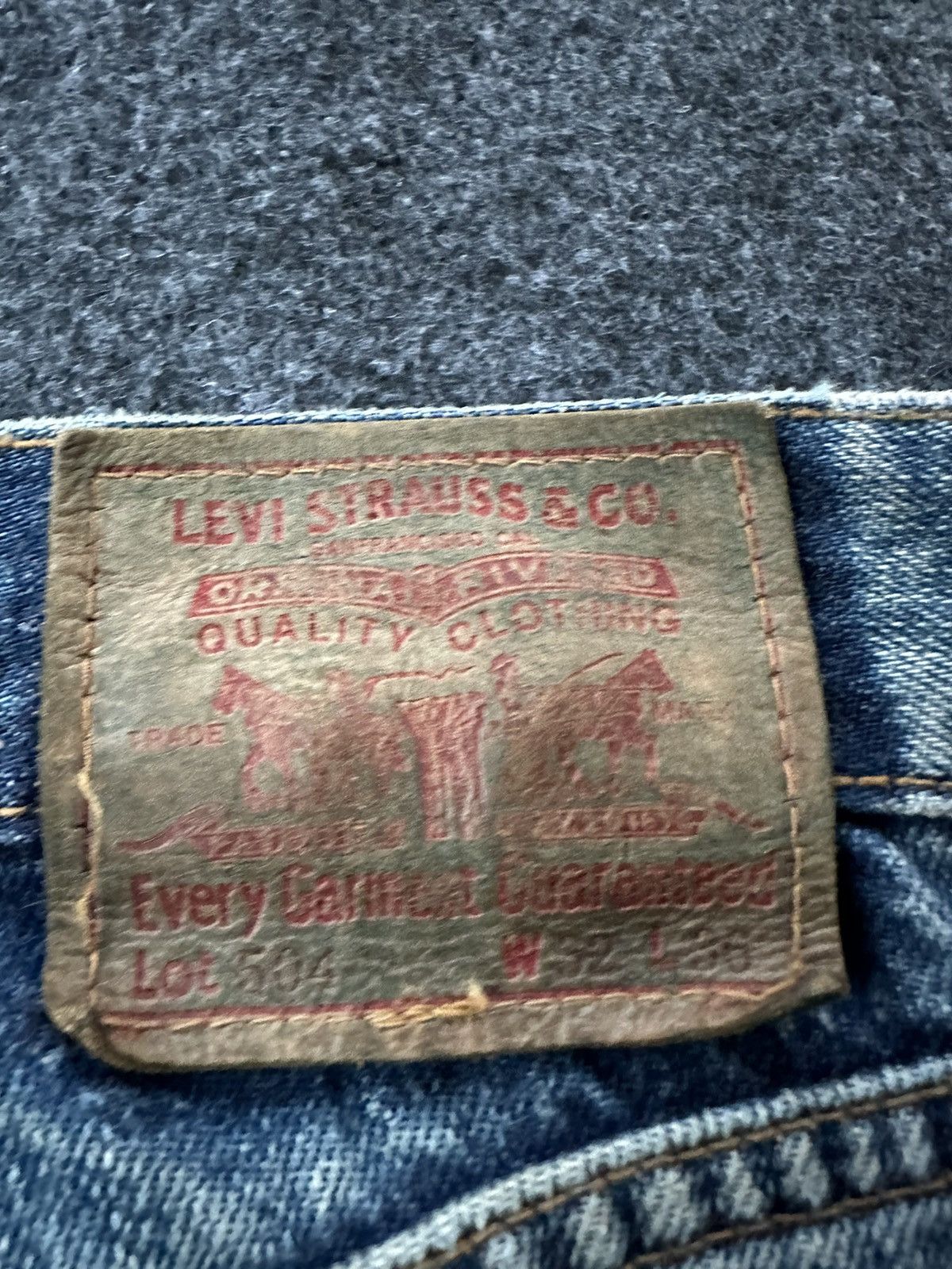 Levi's Vintage 90s Levis 504 Worn Dirty Denim 32x33 D168 Size US 32 / EU 48 - 6 Thumbnail