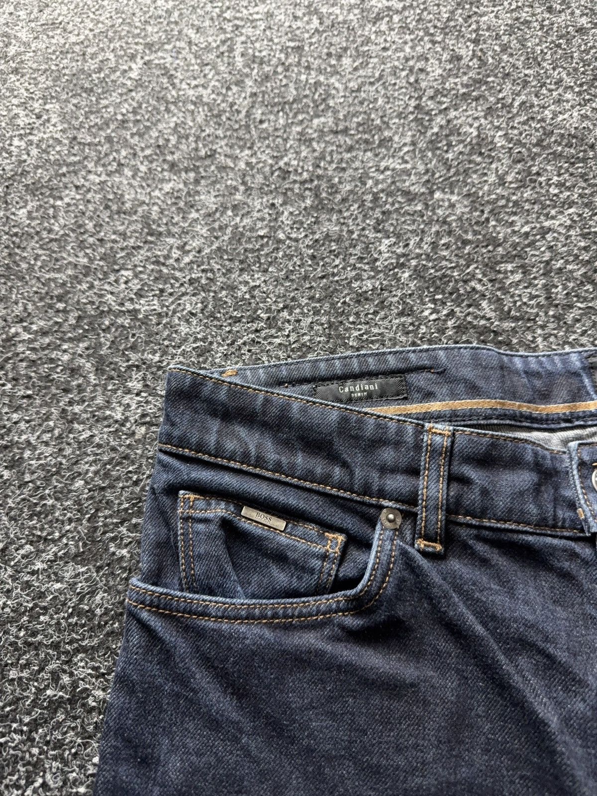 Hugo Boss Luxury Hugo Boss Candiani Denim Dark Blue Jeans Straight Fit Size US 33 - 5 Thumbnail