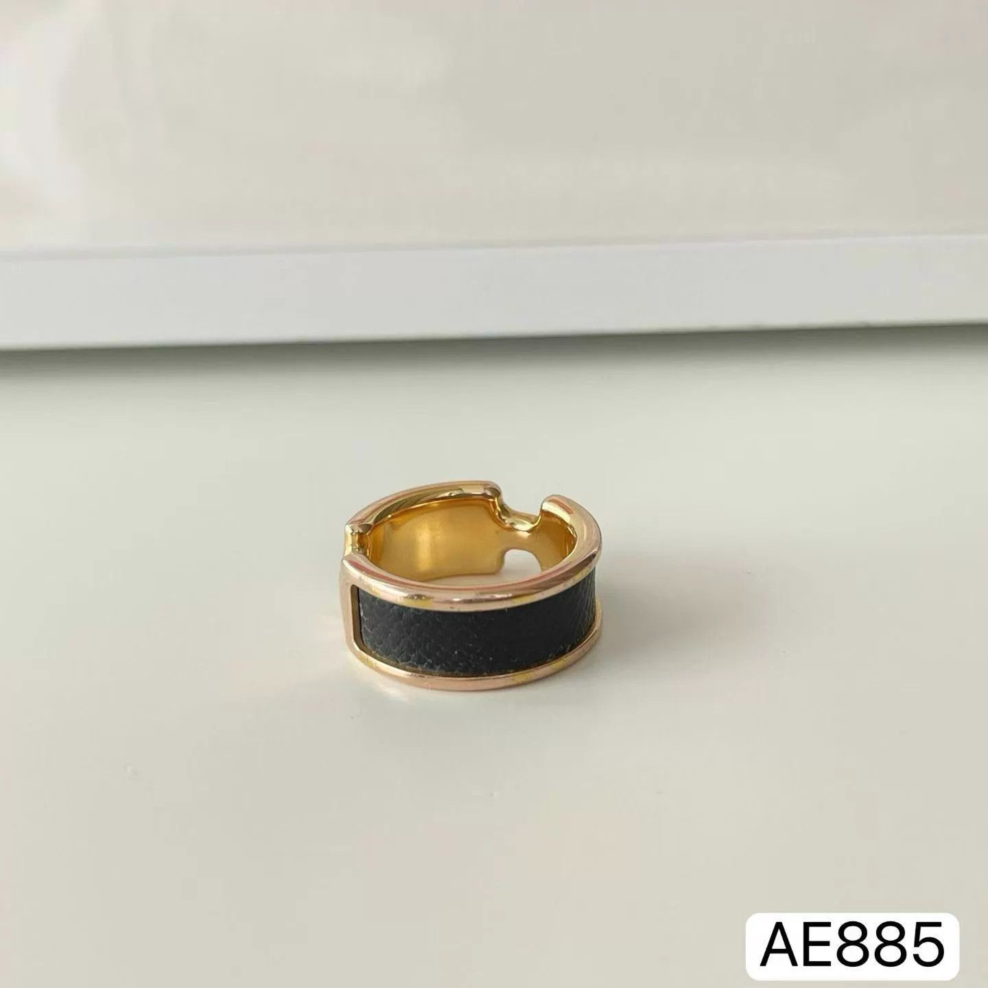 Hermes Hermes Olympe H Ring Calfskin Gold M Size ONE SIZE - 5 Thumbnail