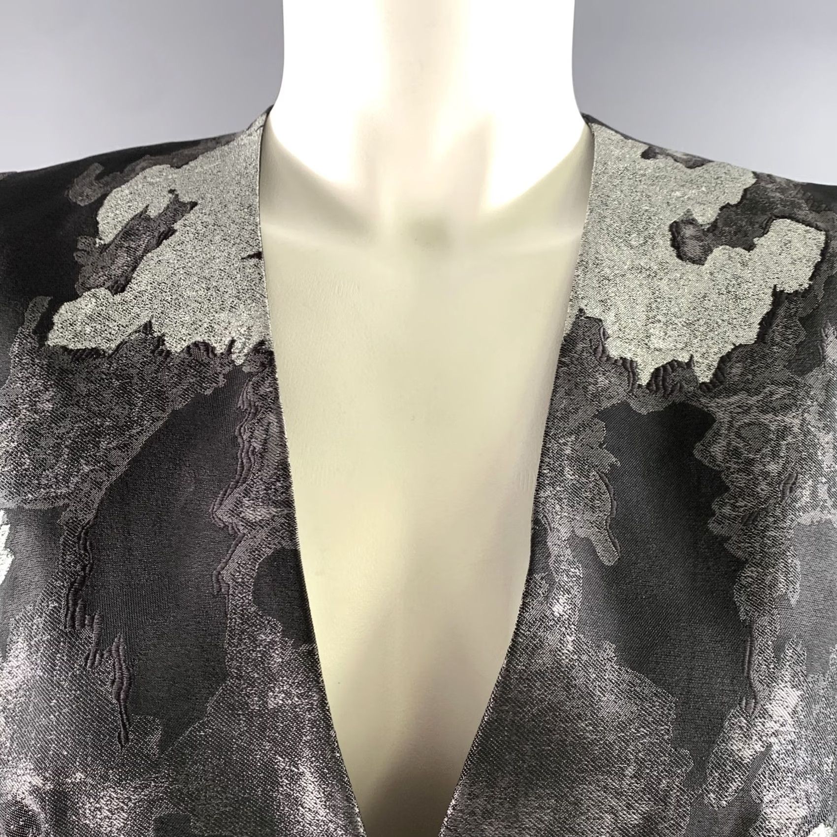 Escada ESCADA Black Silver Silk Blend Two Button Jacket Size 4 Womens Size S / US 4 / IT 40 - 2 Thumbnail