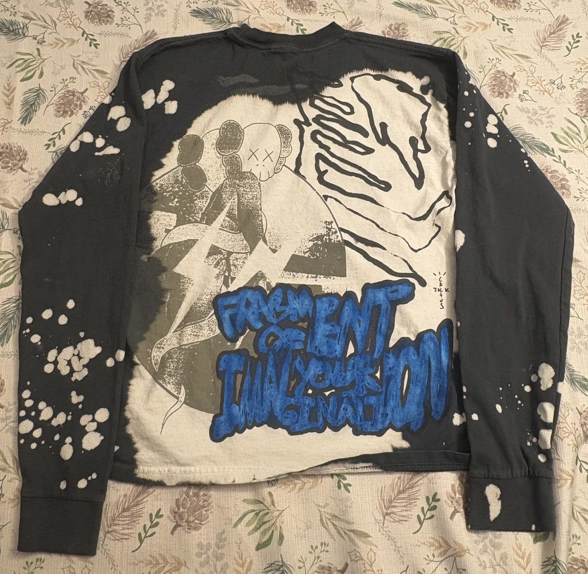 Fragment Design × Kaws × Travis Scott Travis Scott Cactus Jack + Kaws For Fragment L/S Tee Size US S / EU 44-46 / 1 - 2 Thumbnail