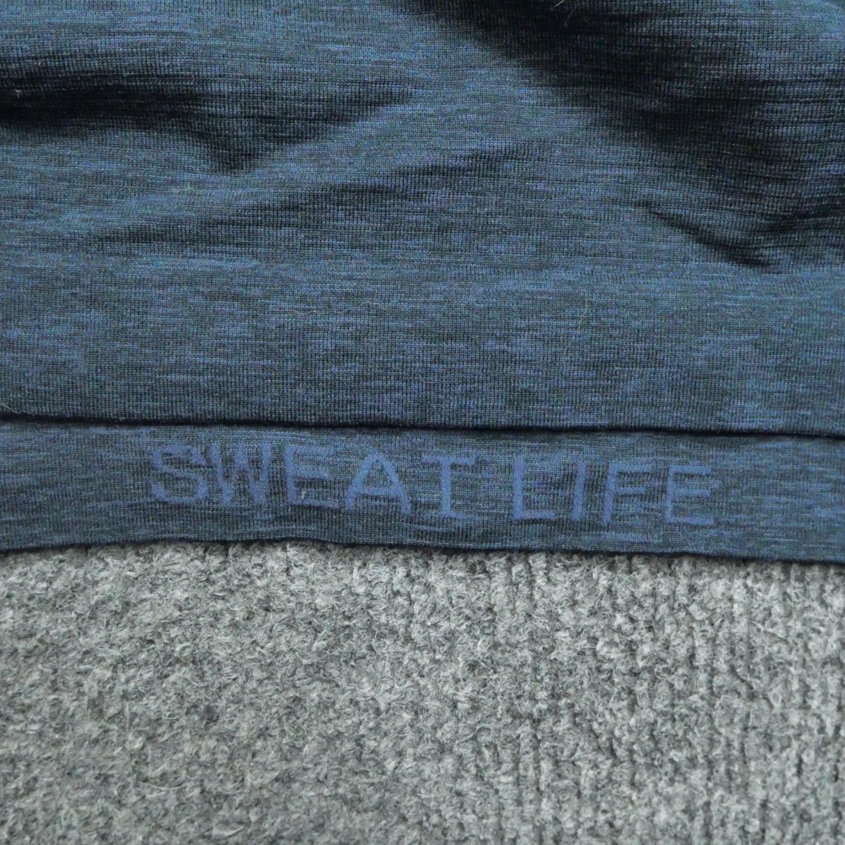 Lululemon Lululemon Tank Top Womens 4 Blue Navy Racer Back Shirt Adult Womens Color: Blue Racerback Tank Top Size S / US 4 / IT 40 - 4 Thumbnail