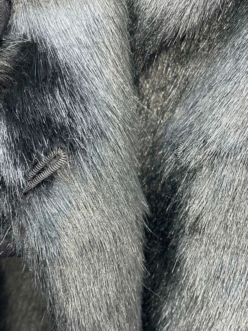 Saint Laurent Paris Saint Laurent Paris size 40 Black eco-friendly fur coat Size M / US 6-8 / IT 42-44 - 5 Thumbnail