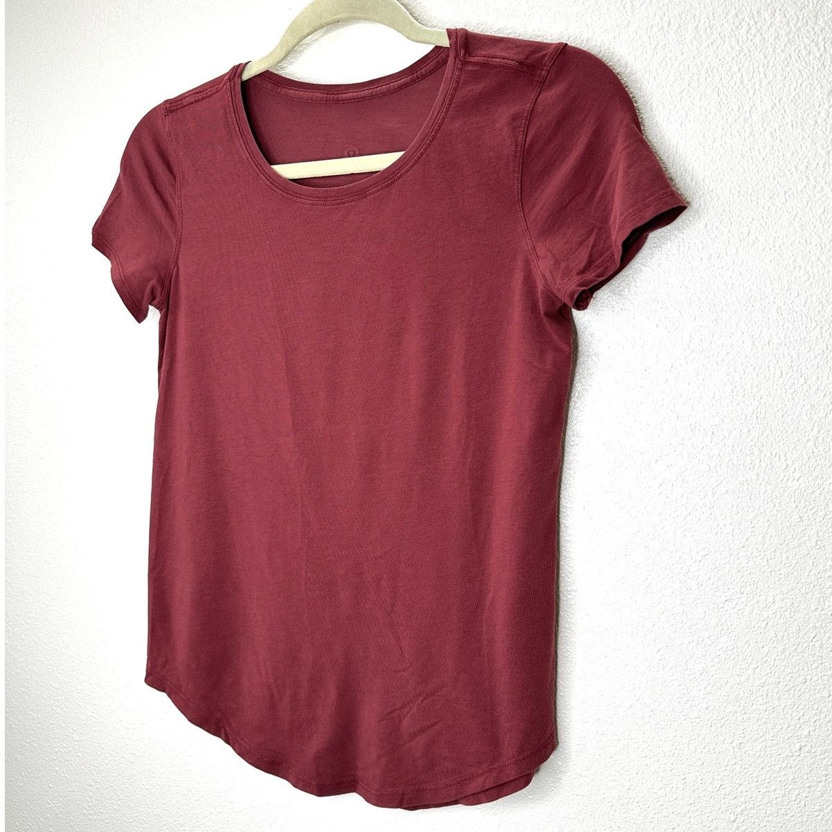 Lululemon Lululemon Rusty Red Round Neck Short Sleeve Tee 4 Size S / US 4 / IT 40 - 2 Thumbnail