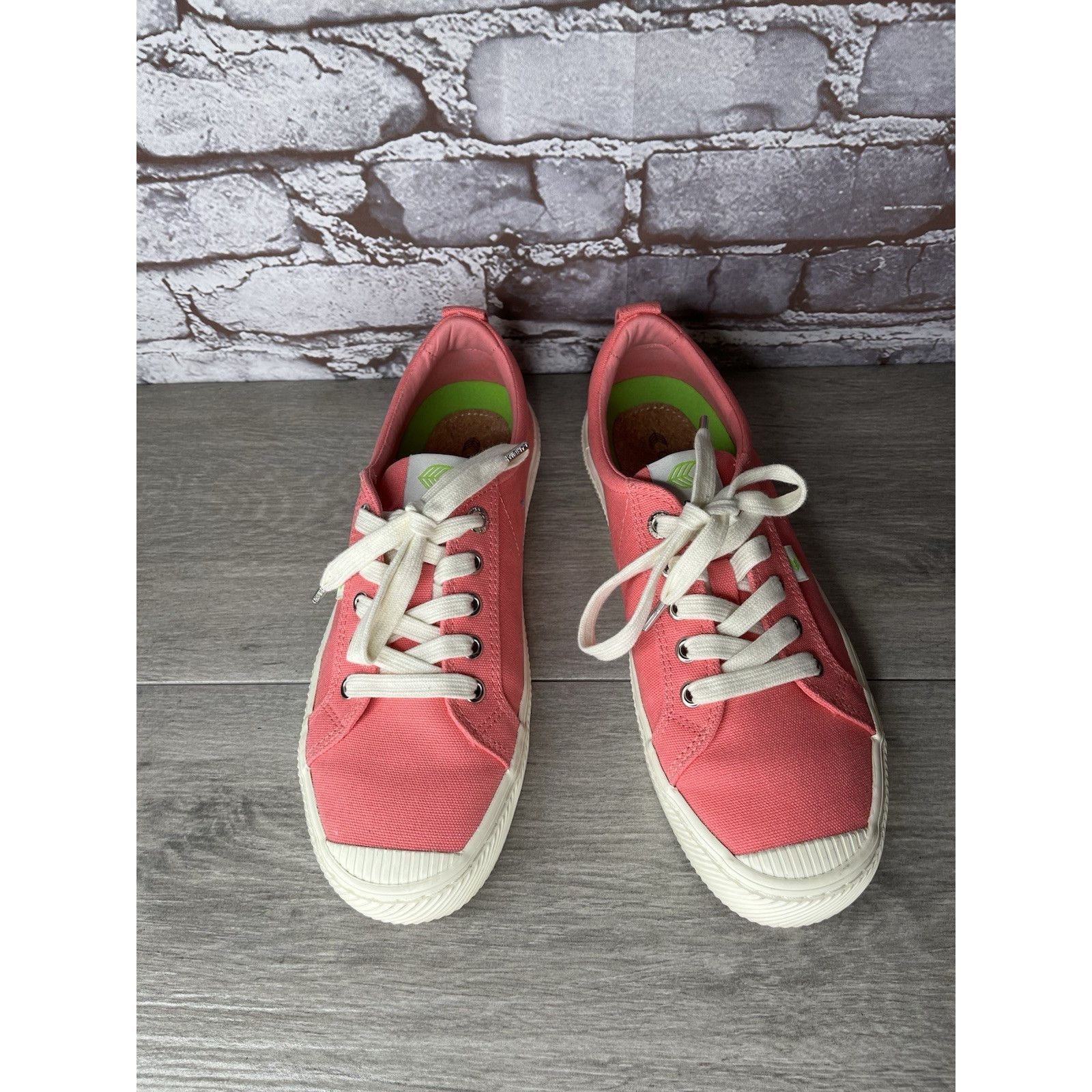 Frescobol Carioca Cariuma OCA Pink Lemonade Canvas Sneakers Shoes Women Sz 9M Size US 9 / EU 42 - 8 Thumbnail