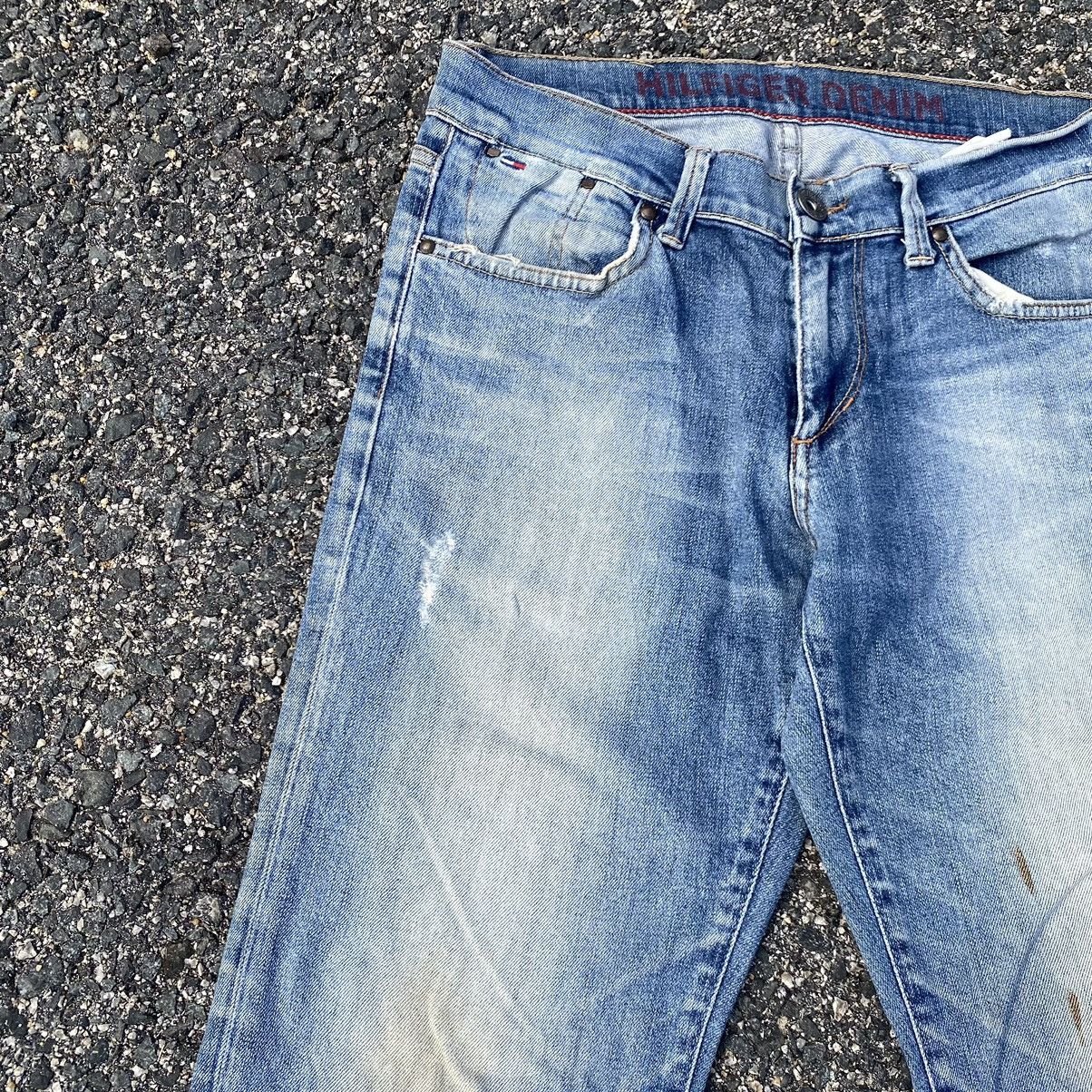 Tommy Hilfiger Tommy Hilfiger Denim Distressed Jeans Size US 30 / EU 46 - 4 Thumbnail