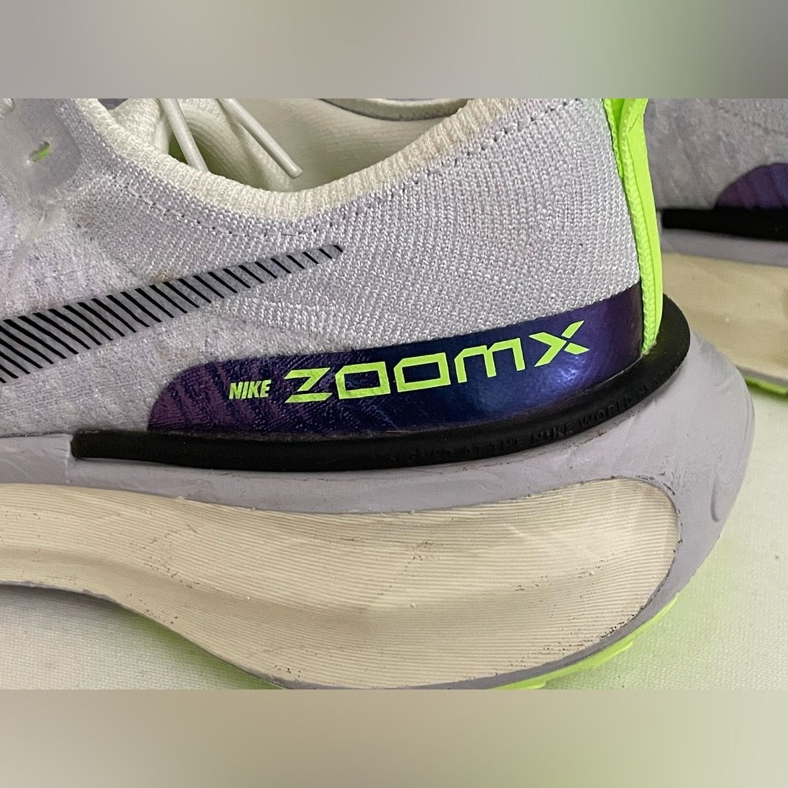 Nike Nike ZoomX Invincible Run Womens Sz 10 Running Size US 10 / IT 40 - 9 Thumbnail