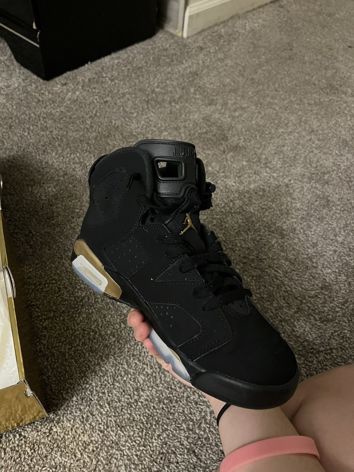 Jordan Brand Jordan 6 DMP (GS) Size US 6 / EU 39 - 7 Thumbnail