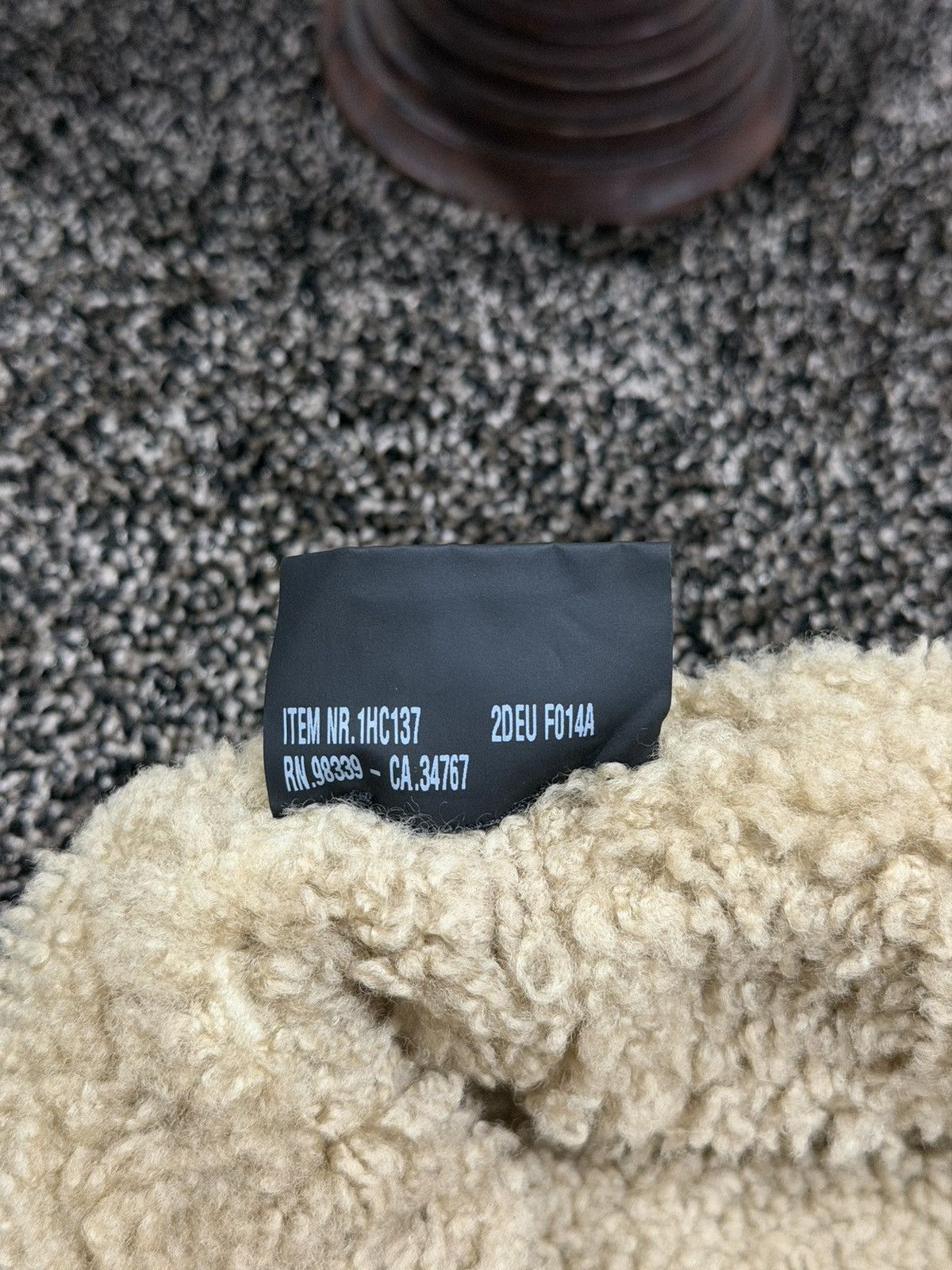 Prada Prada Beige Leather Sheep Fur Bucket Shearling Hat Size ONE SIZE - 12 Thumbnail