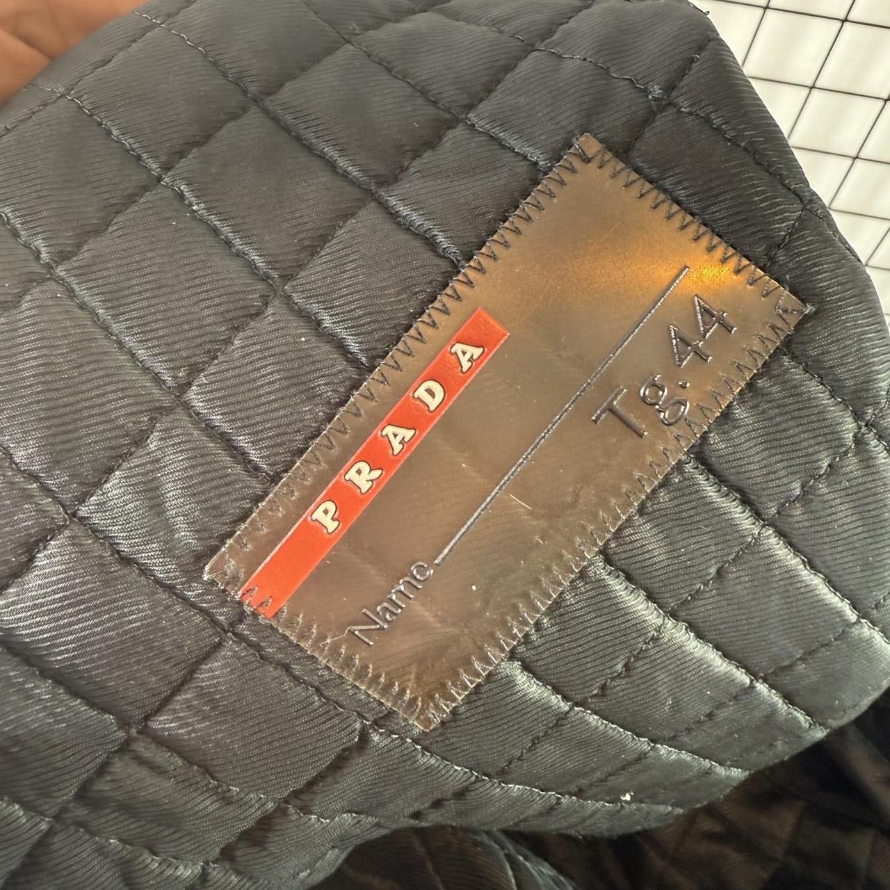 Prada Prada Black Coat Warmed With Belt Black 2000s Size M / US 6-8 / IT 42-44 - 8 Thumbnail