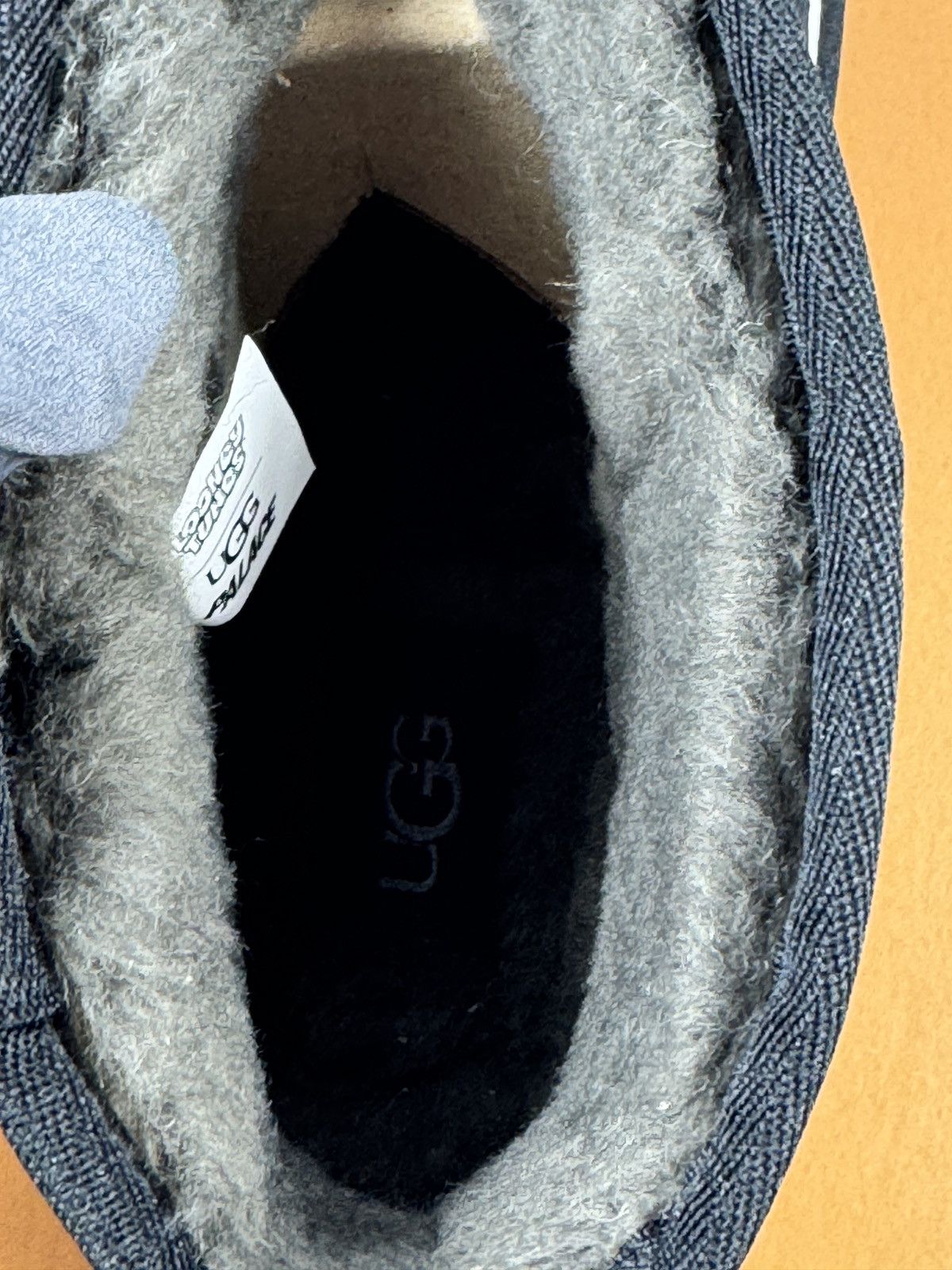 Palace × Ugg LOONEY TUNES UGGS Size US 10 / EU 43 - 6 Thumbnail