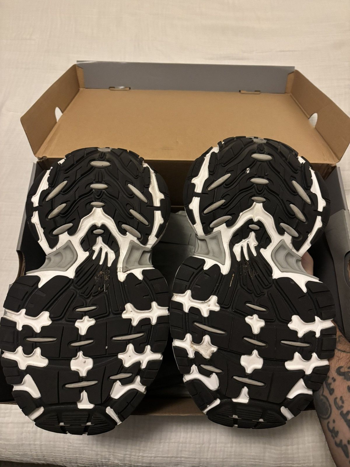 Balenciaga 10XL SNEAKERS Size US 9 / EU 42 - 4 Thumbnail