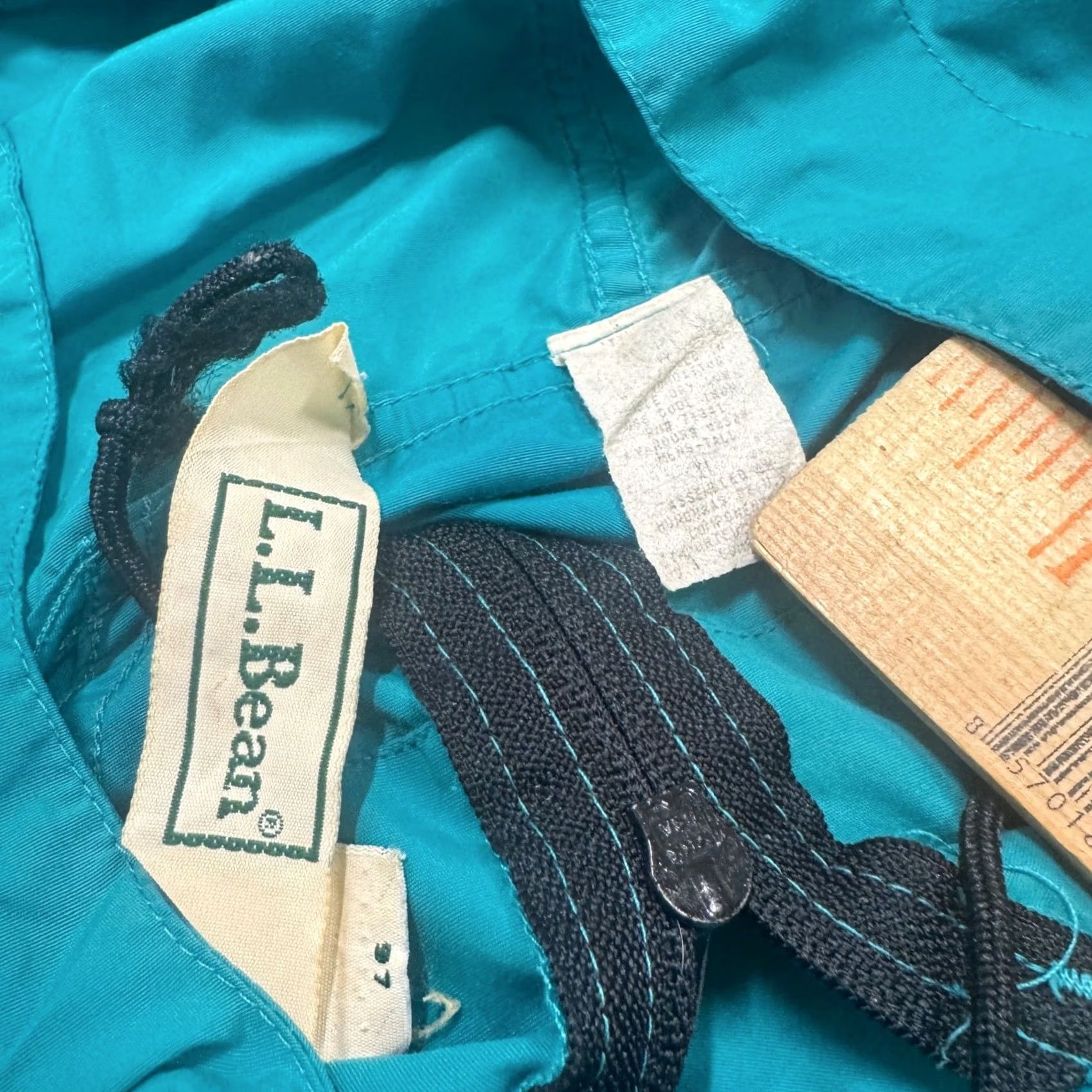 Vintage VINTAGE L.L.Bean Rain Coat Mens XL Nylon Teal 90s Turquoise Overcoat Paper Tag Size US XL / EU 56 / 4 - 3 Thumbnail