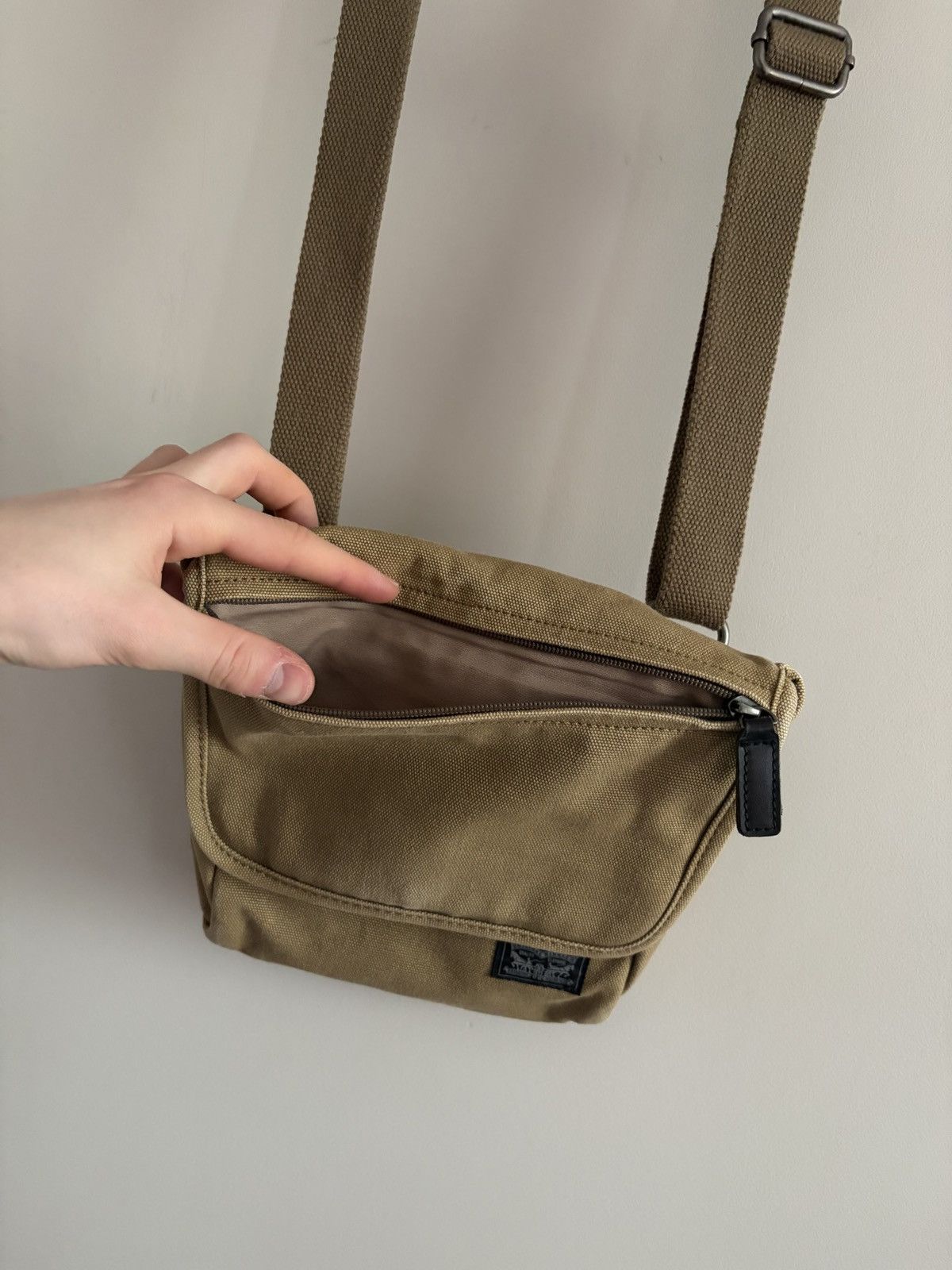 Levi's Vintage Clothing Vintage Sample Levi’s Canvas Crossbody Utility Bag Size ONE SIZE - 5 Thumbnail