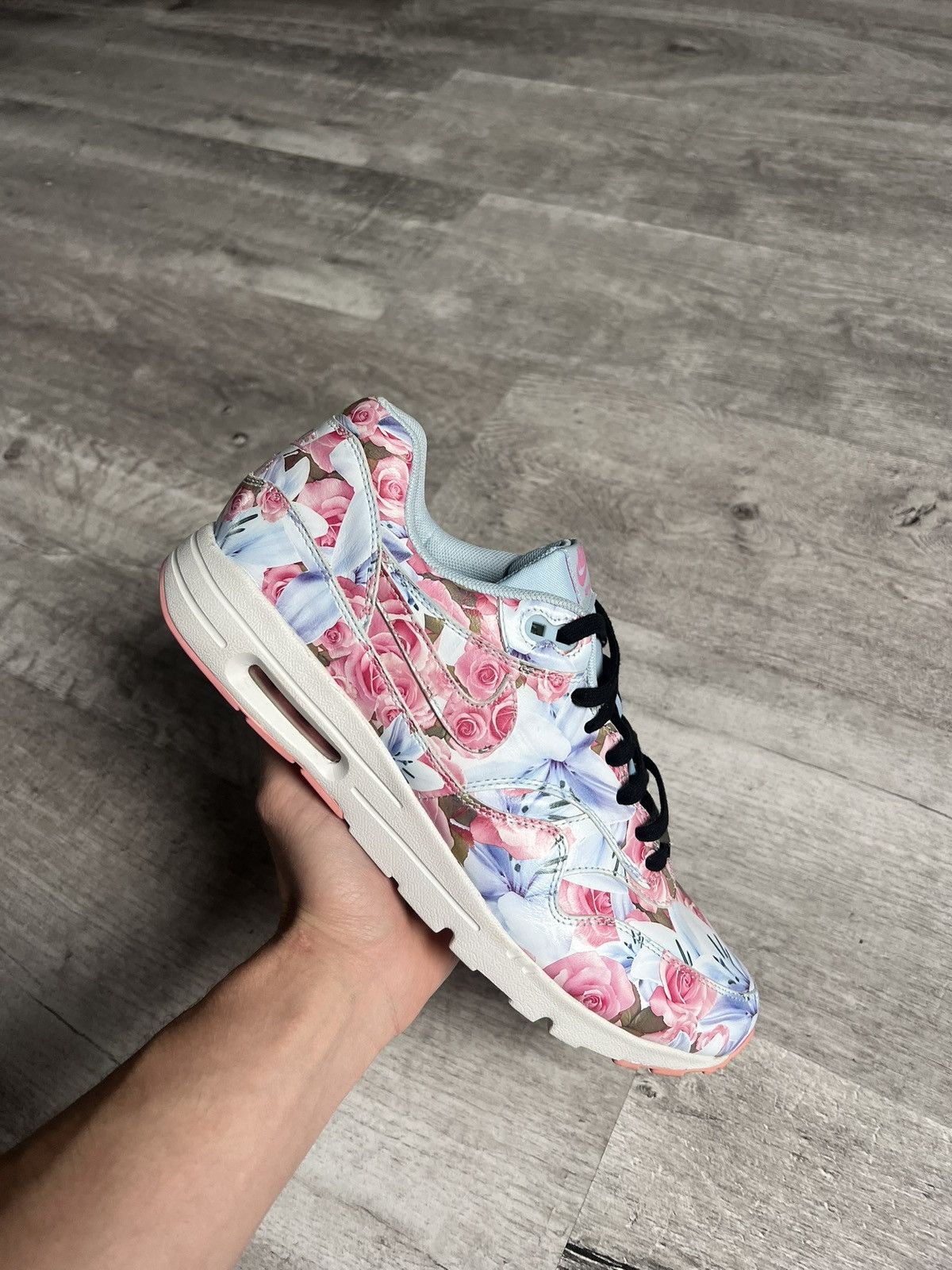 Nike Nike Air Max 1 Paris City Collection Size US 10.5 / EU 43-44 - 2 Thumbnail