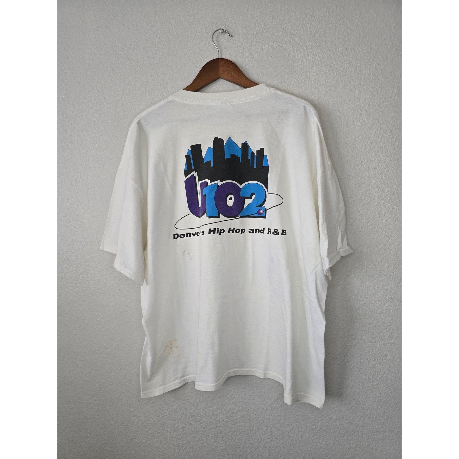 Gildan Vintage Radio Shirt U102 Denvers Hip Hop & R&B White XXL Tee Size US XXL / EU 58 / 5 - 1 Thumbnail