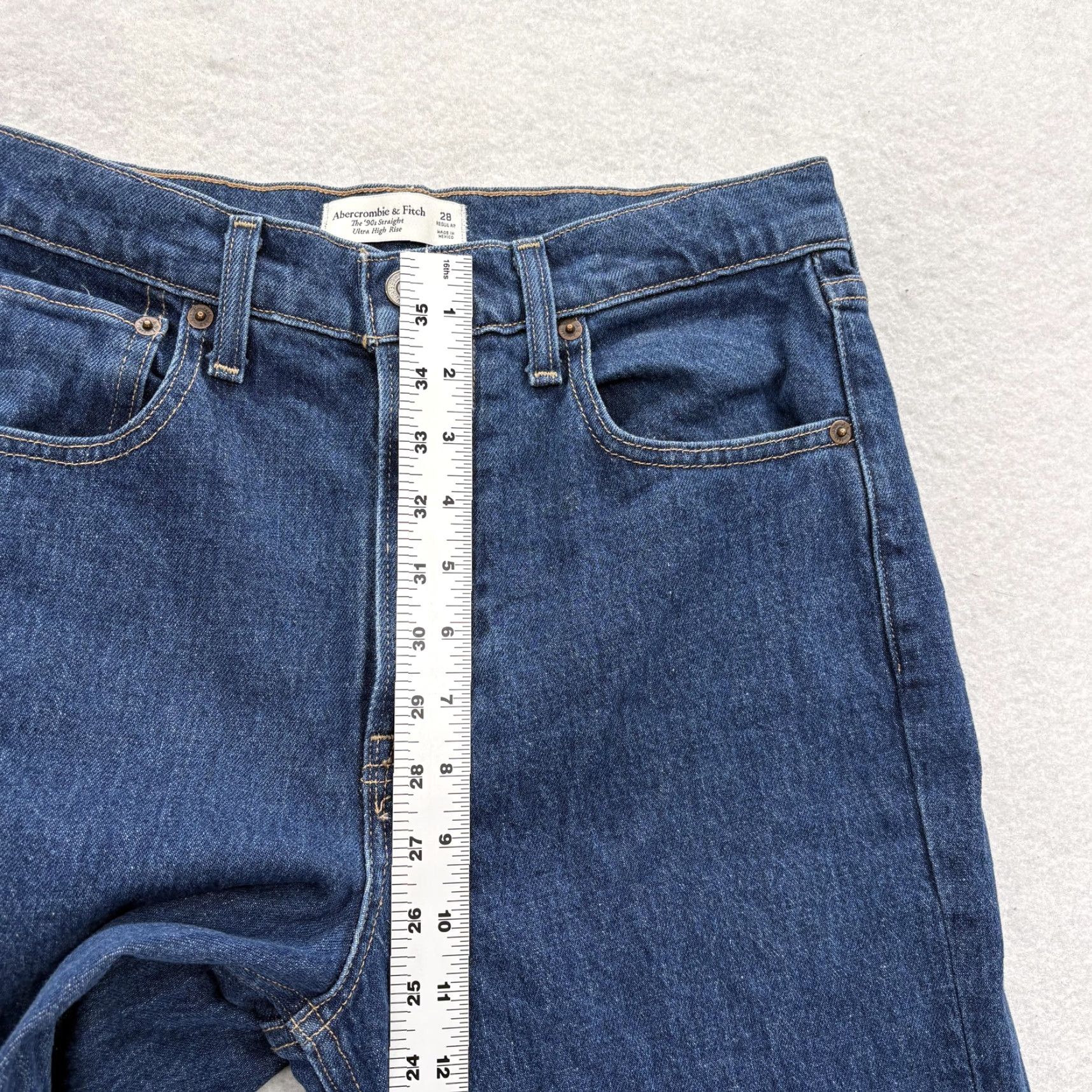 Abercrombie & Fitch Abercrombie & Fitch Jeans Womens 28 Blue Straight High Rise 90s Denim Stretch Pocket Zipper Button 5-Pocket Size 28" / US 6 / IT 42 - 7 Thumbnail