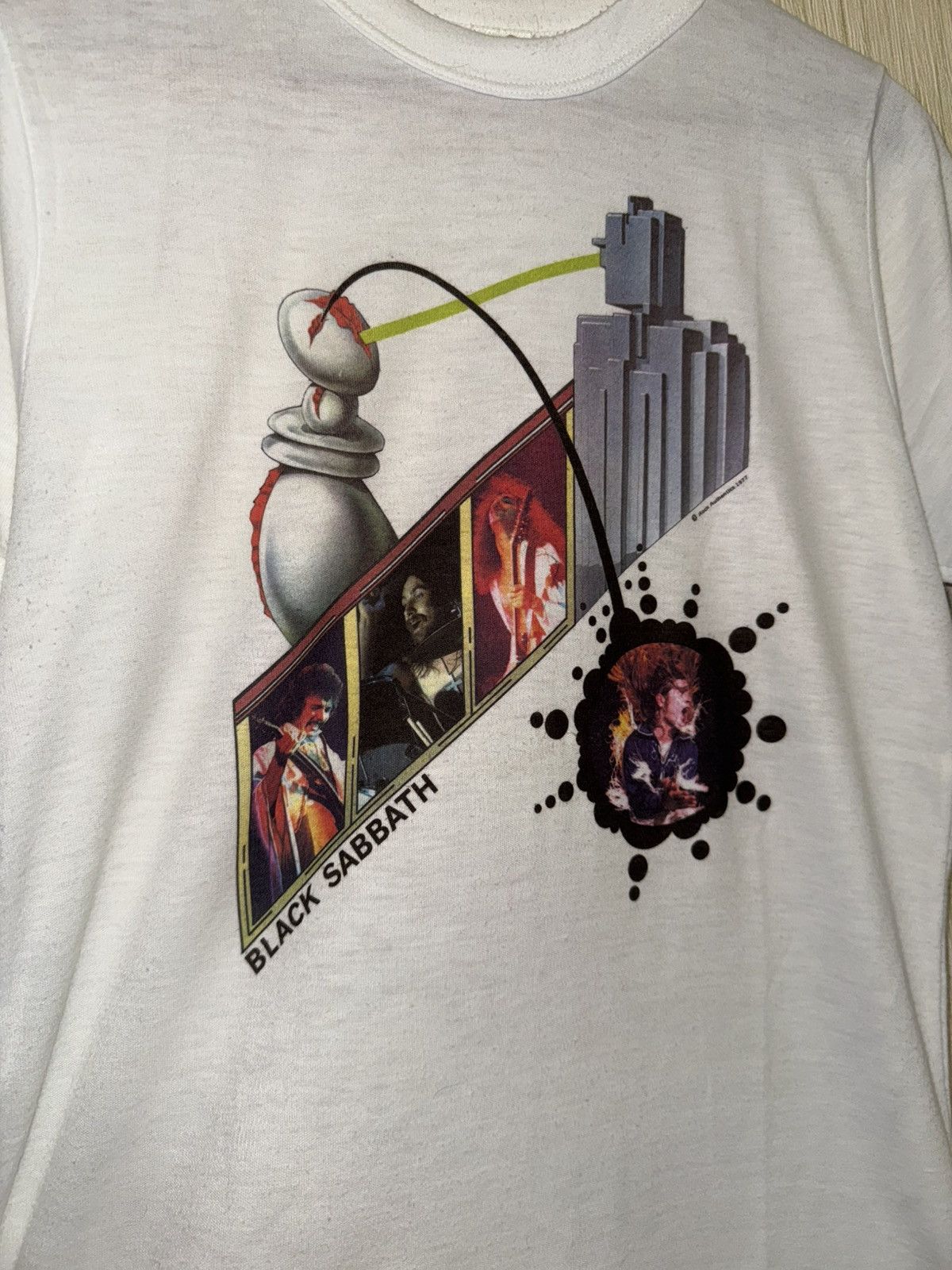 Vintage Vintage Ozzy Osbourne RARE 1977 Tour Black Sabbath T Shirt Size US M / EU 48-50 / 2 - 7 Thumbnail