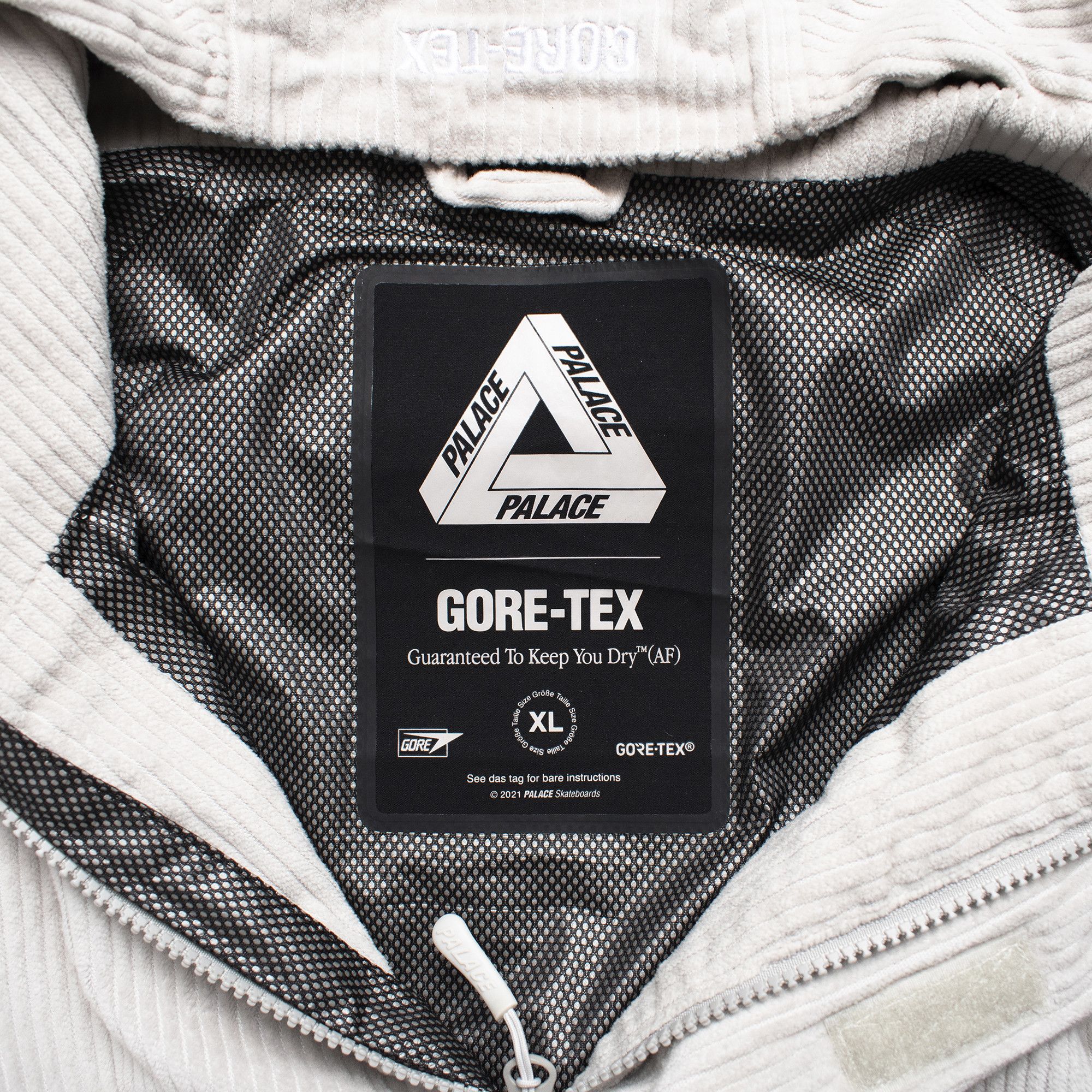 Palace *BNWOT* PALACE GORE-TEX CORDOUROY JACKET IN WHITE (STONE) Size US XL / EU 56 / 4 - 5 Thumbnail