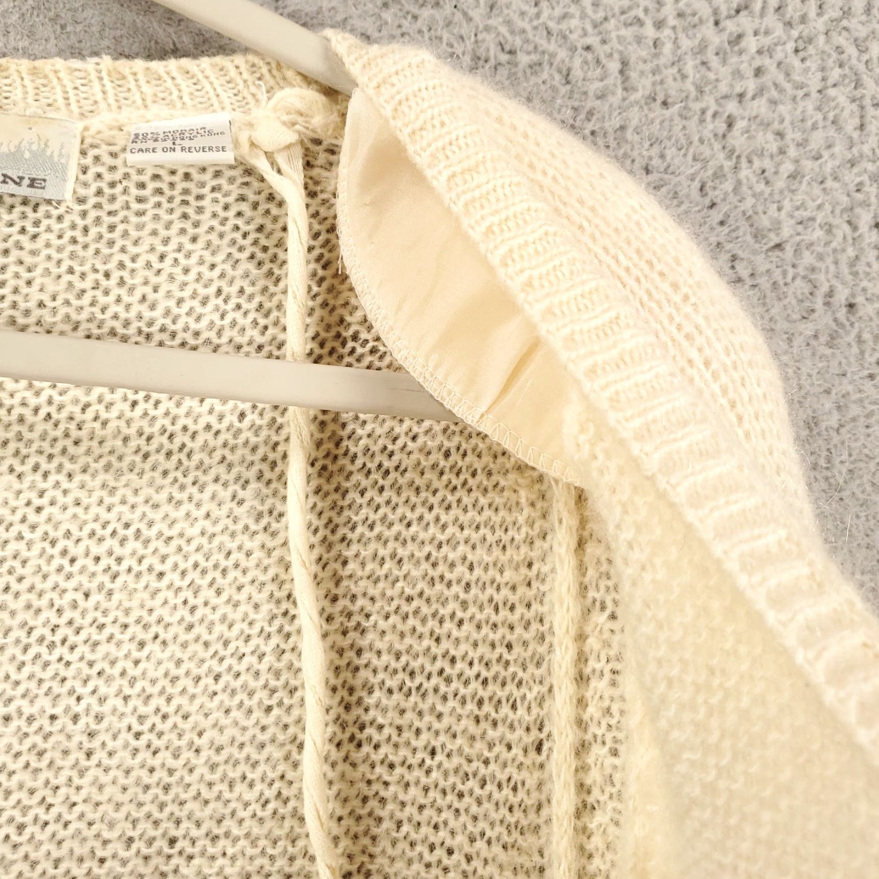 Vintage VINTAGE Bramble Lane Womens CardiganSweater Mohair Ivory Button Long Sleeve V-Neck L (Relaxed Fit) Size L / US 10 / IT 46 - 5 Thumbnail
