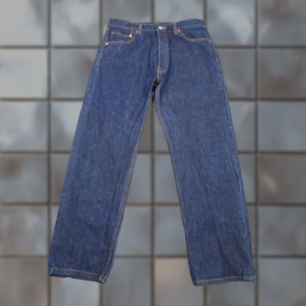 Levi's VINTAGE Levi's 501 Jeans Blue Denim Mid Rise Straight Fit Mens 33x30 Size US 33 - 1 Thumbnail