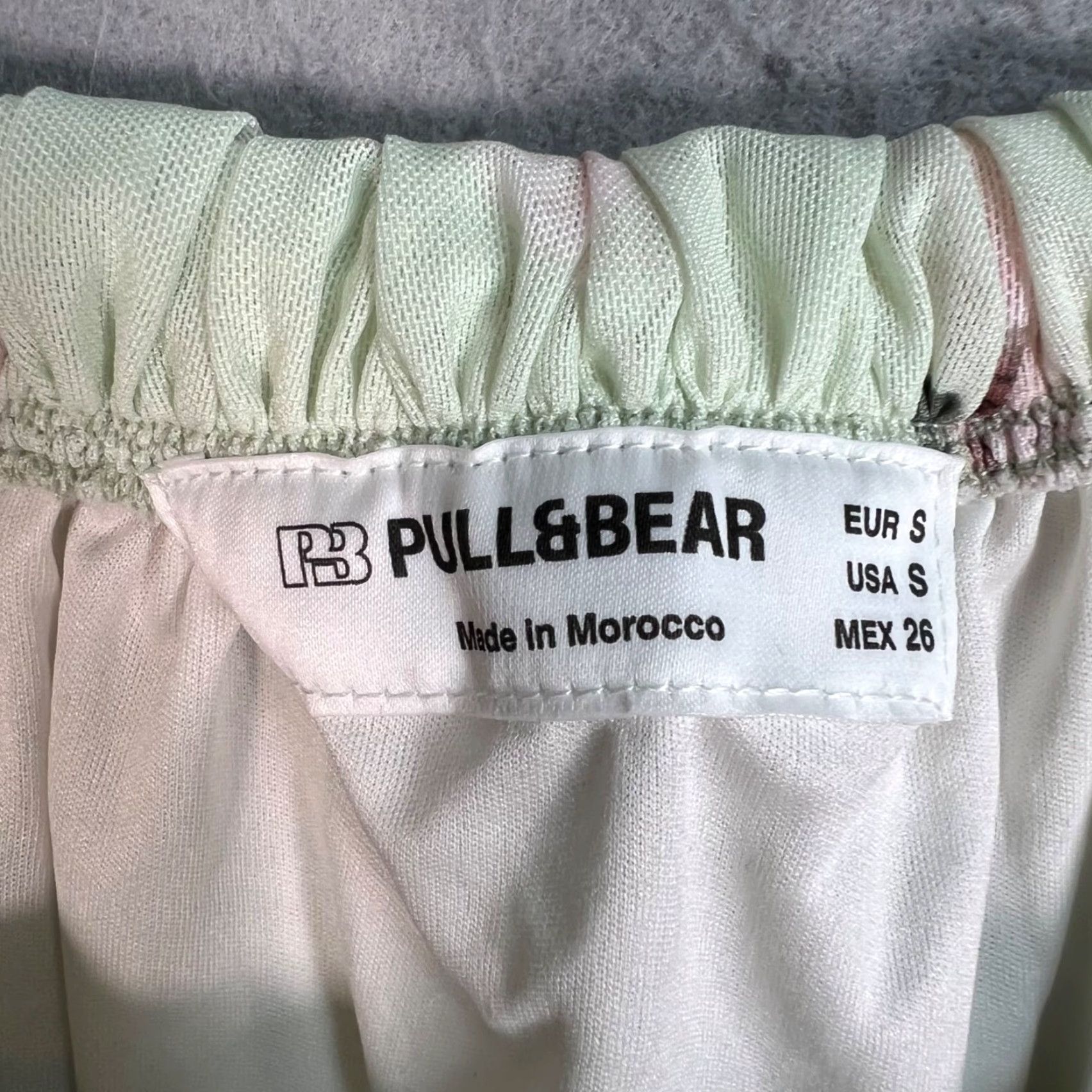 Vintage Pull&Bear Womens Skirt S Floral Green Mini Casual Summer Spring Shirt? Size 28" / US 6 / IT 42 - 3 Thumbnail